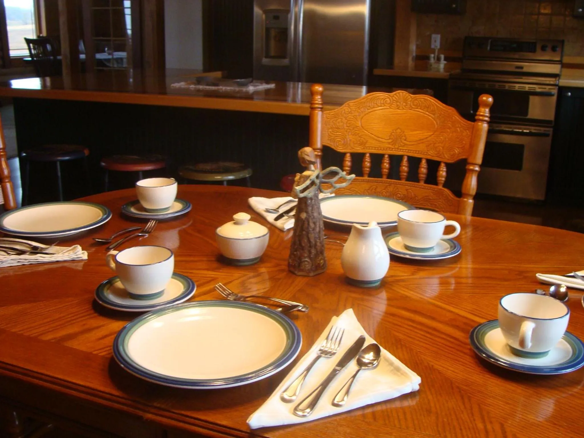 Dining area in A Breath of Heaven B&B