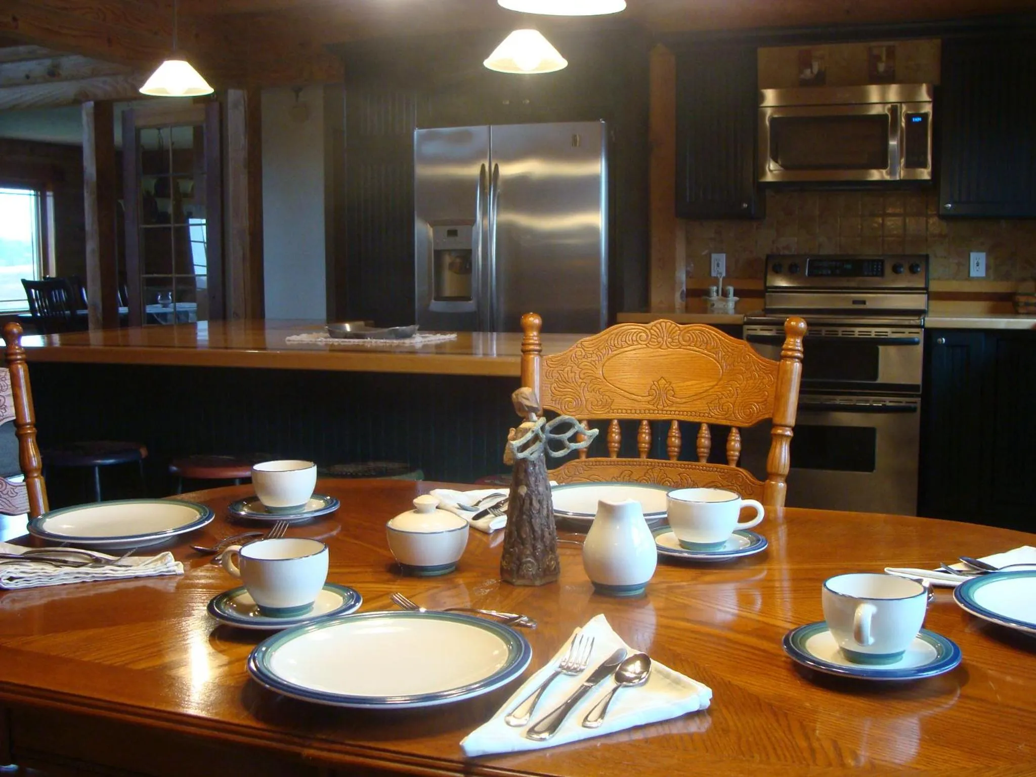 Dining area in A Breath of Heaven B&B