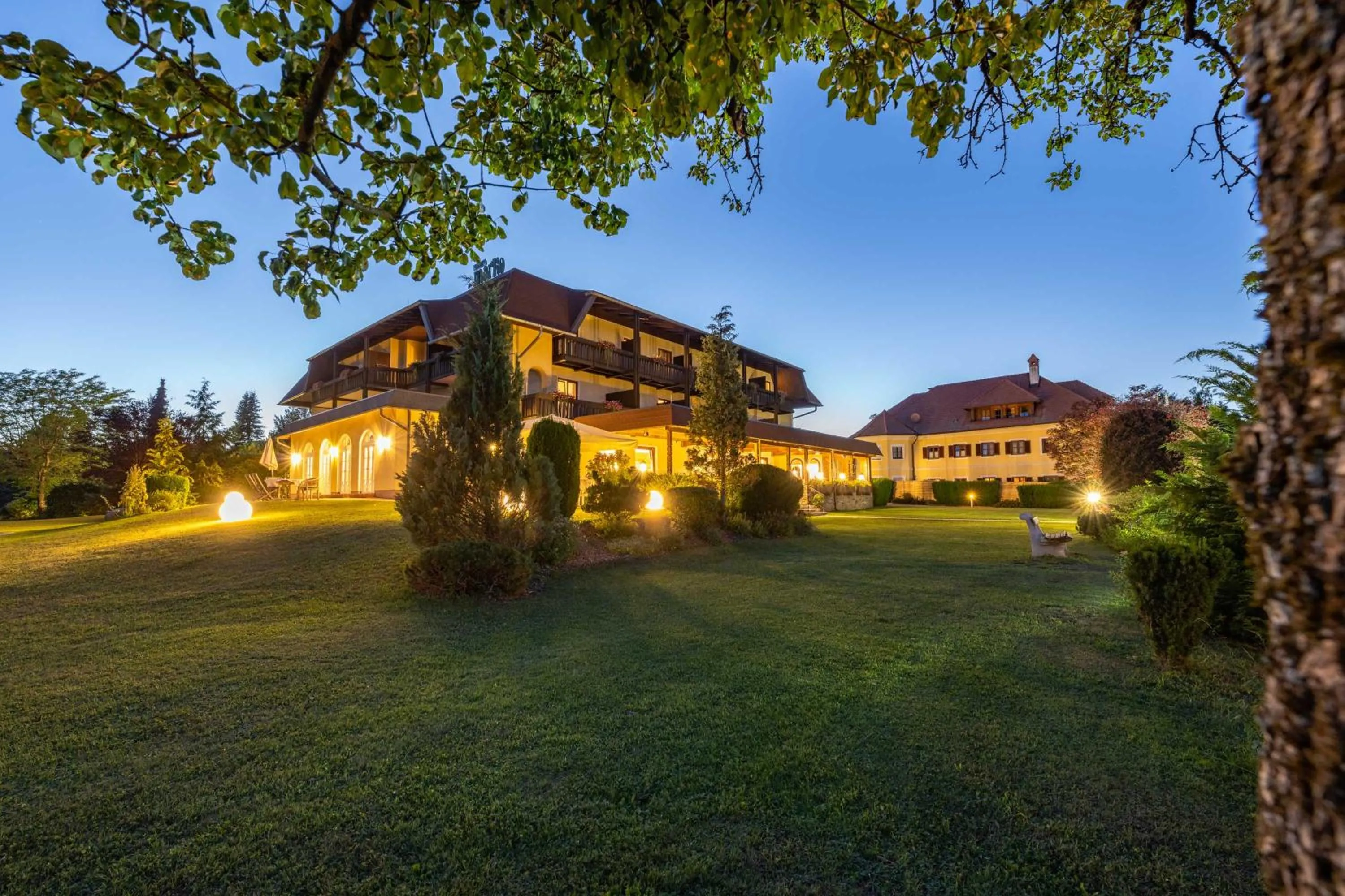 Property building in Hotel Marko