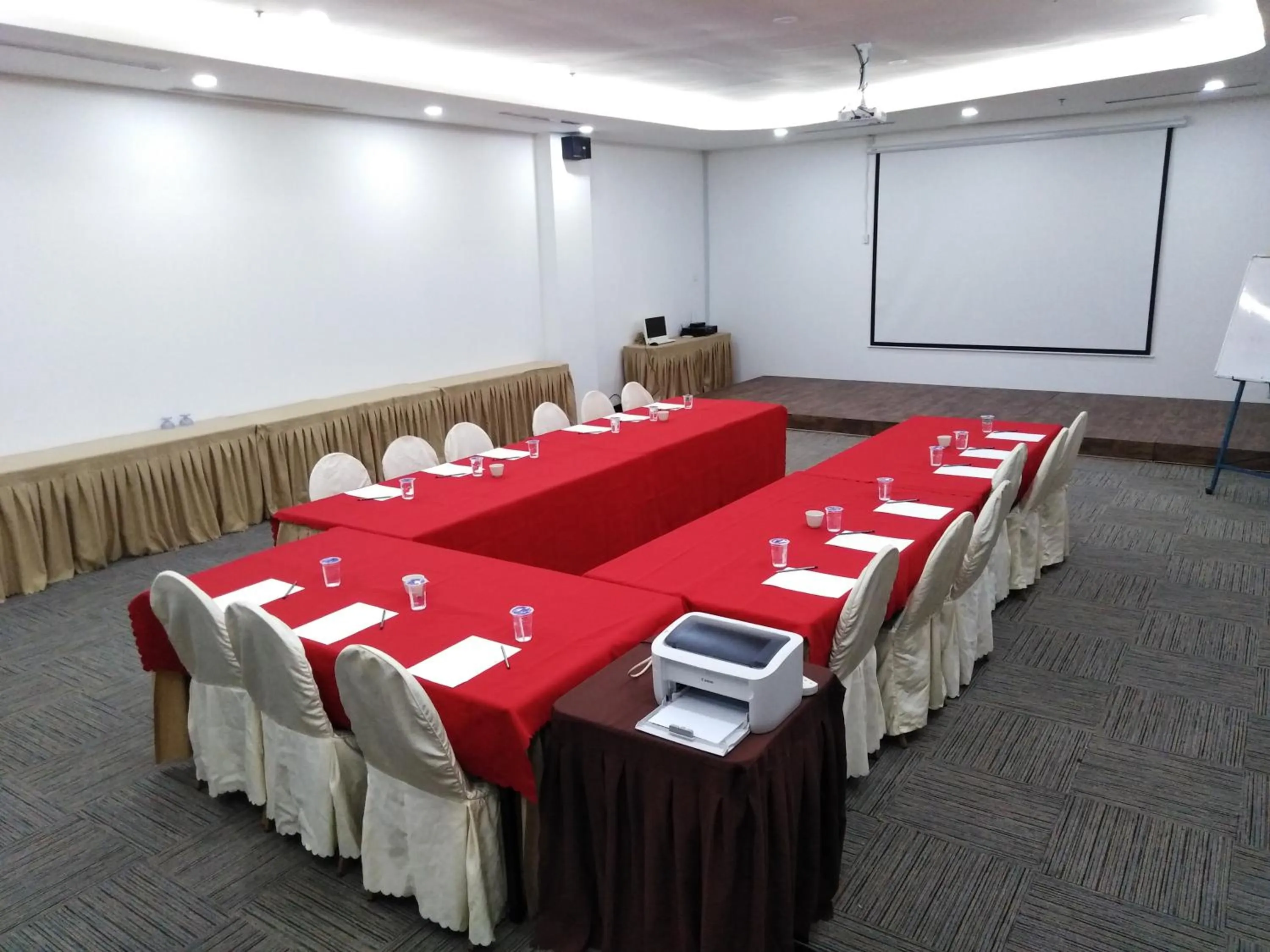 Business facilities in Hotel Langkasuka Langkawi
