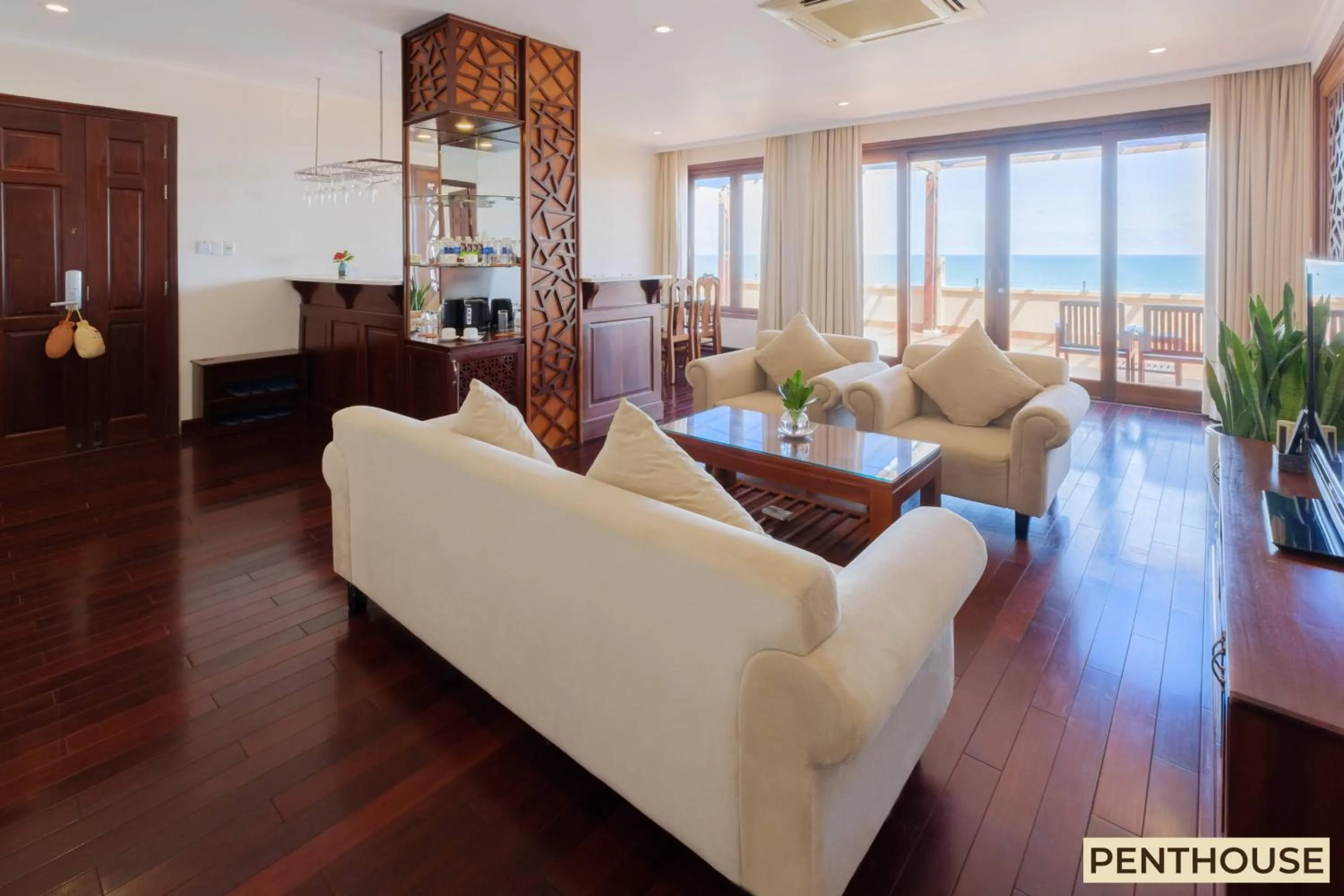 Living room in Sunny Beach Resort & Spa Mui Ne