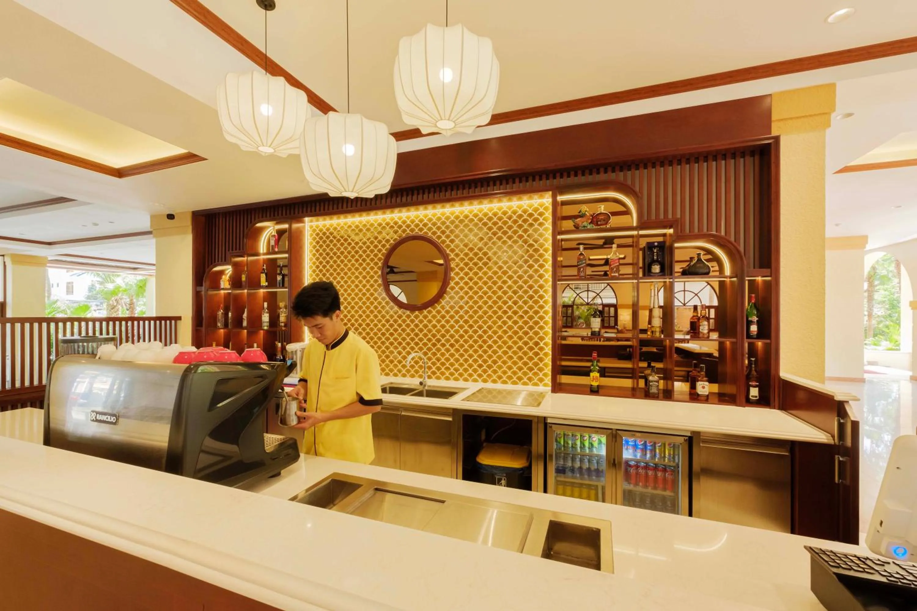 Lounge or bar in Sunny Beach Resort & Spa Mui Ne