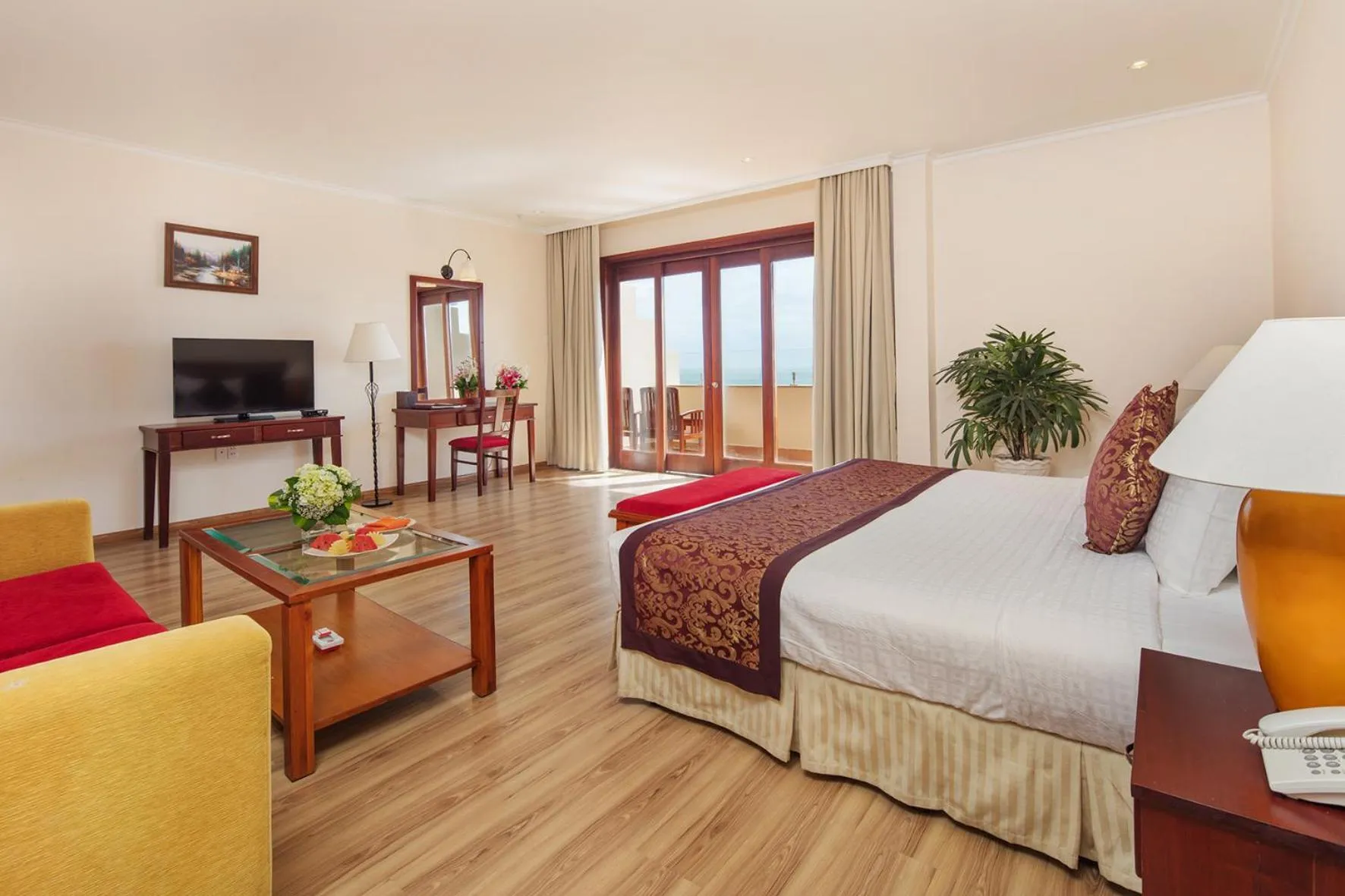 Photo of the whole room, Bed in Sunny Beach Resort & Spa Mui Ne