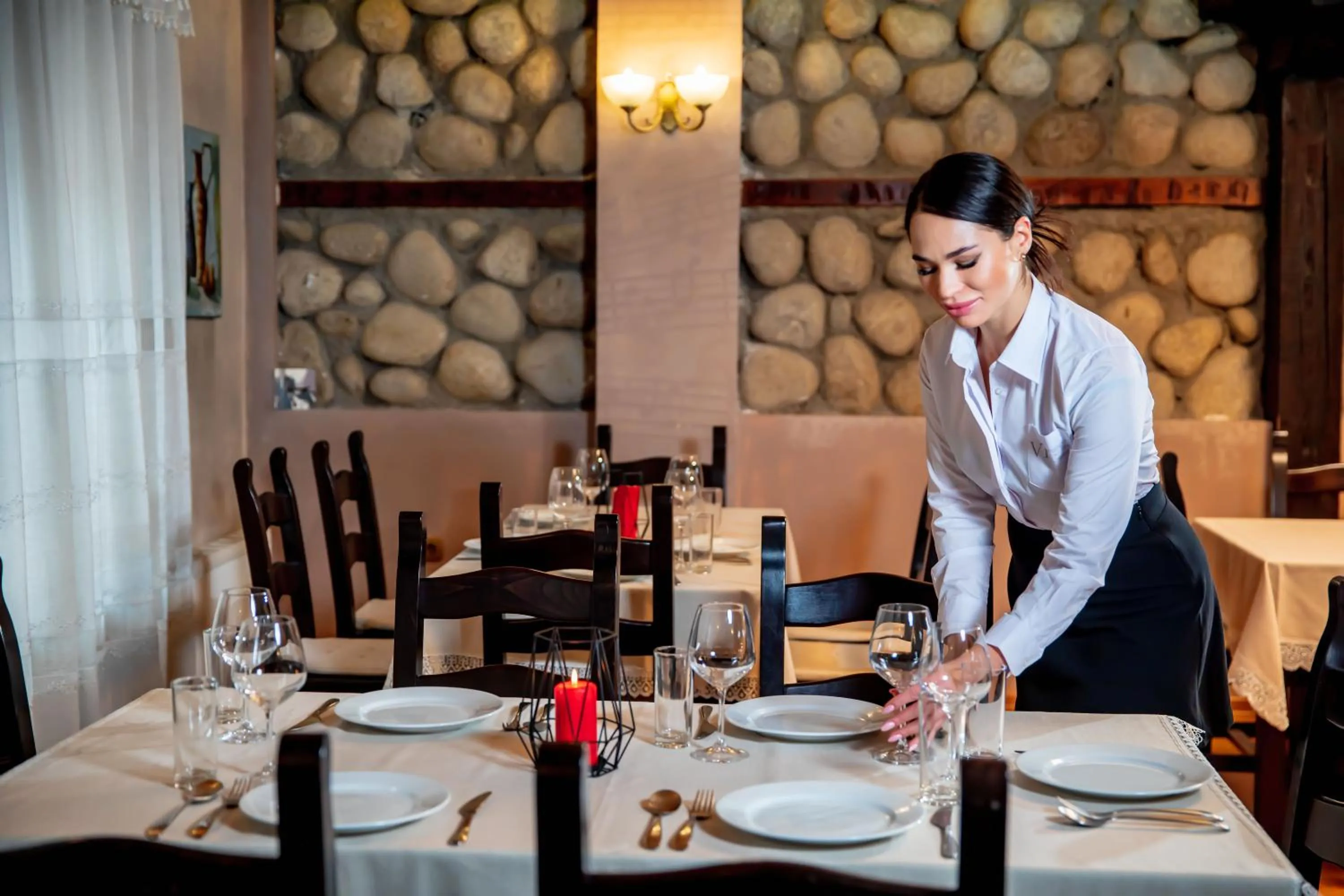 Restaurant/places to eat in Velinov Boutique Hotel