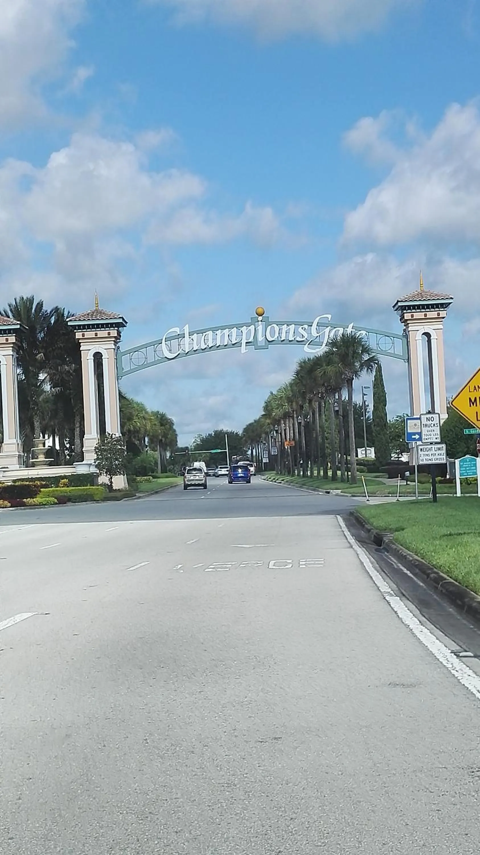 Restaurant/places to eat in Disney Luxury Villa Championsgate