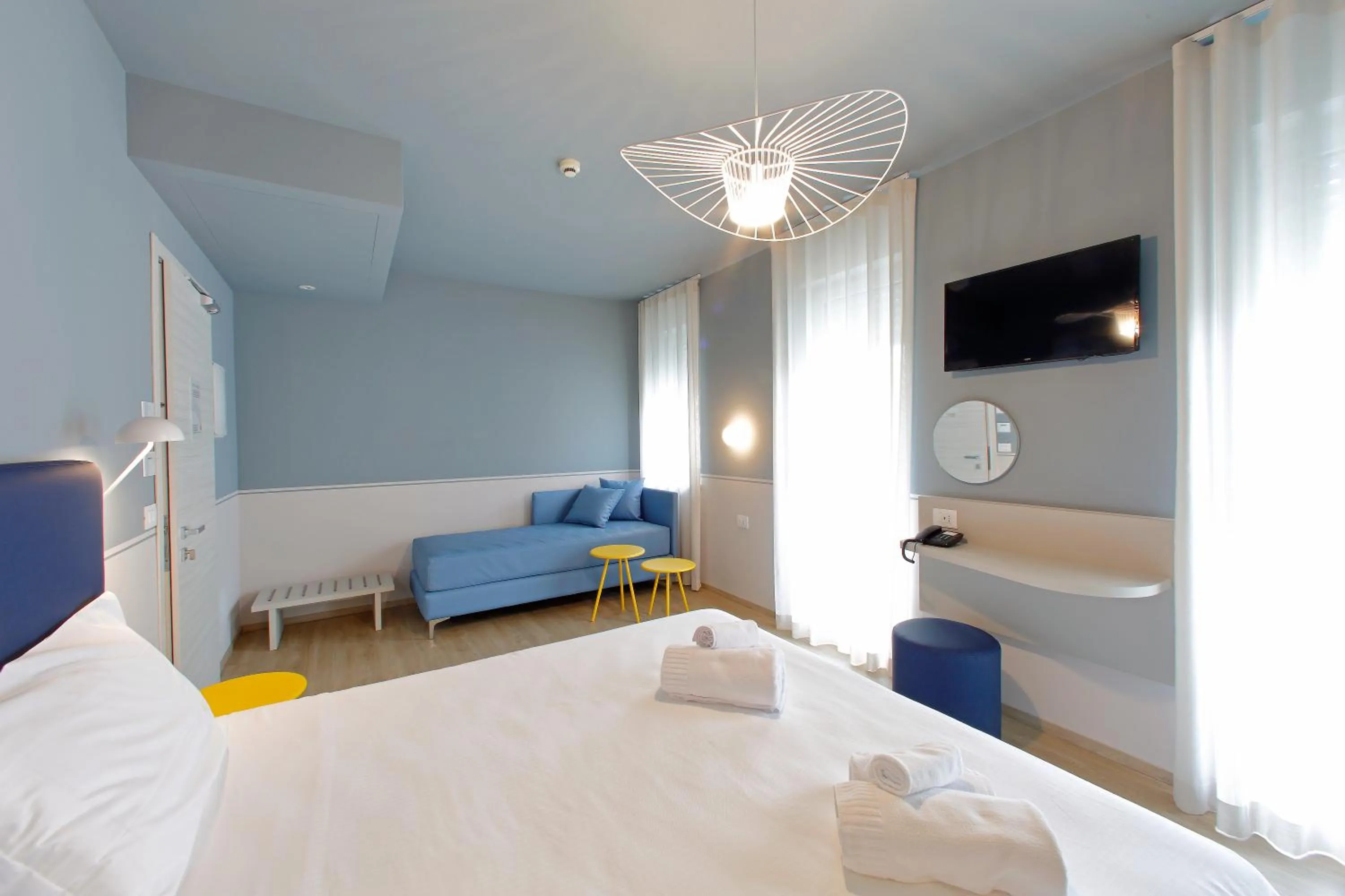 Bedroom, Bed in Hotel Smeraldo