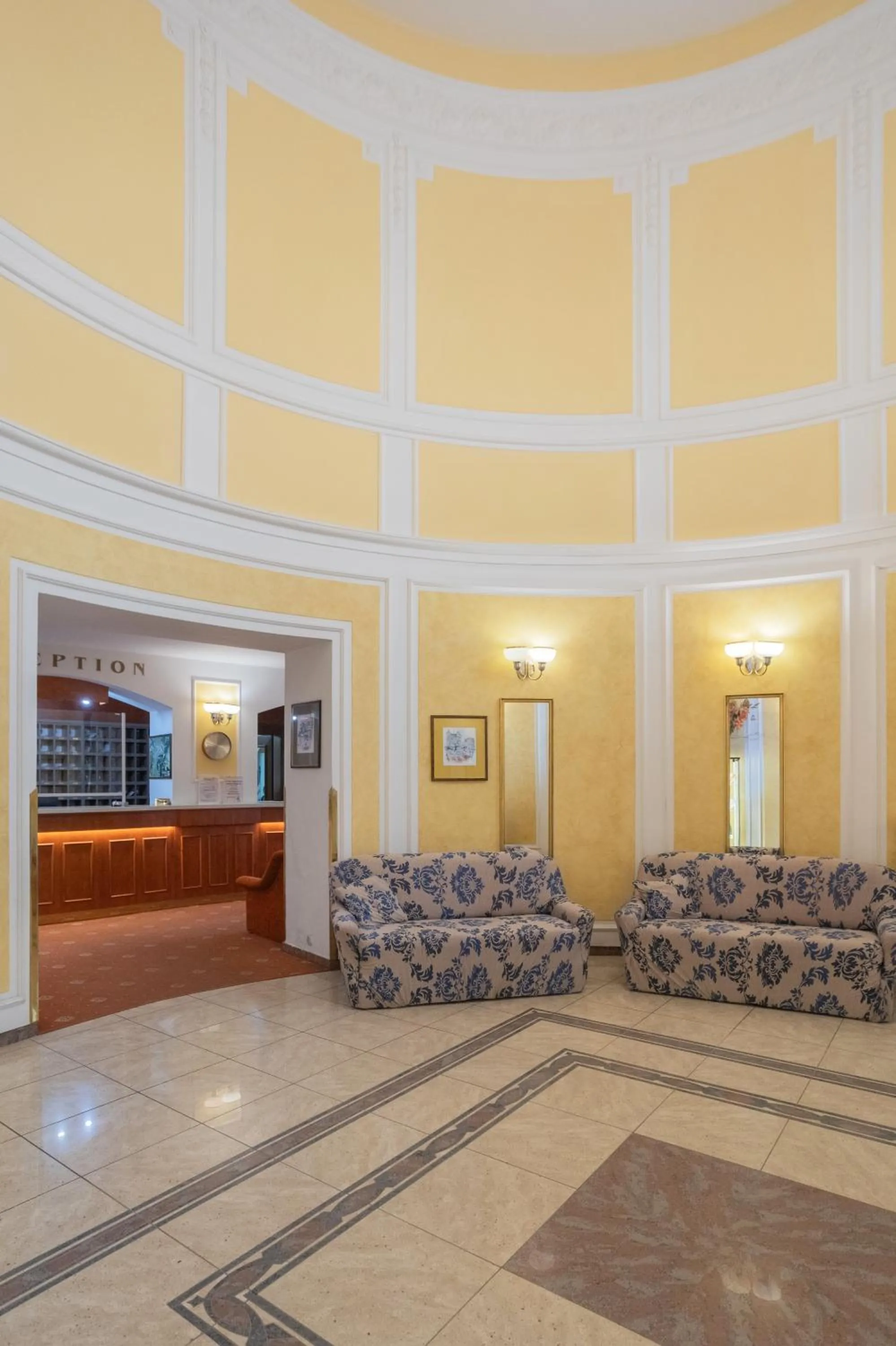 Lobby or reception in Hotel Flora