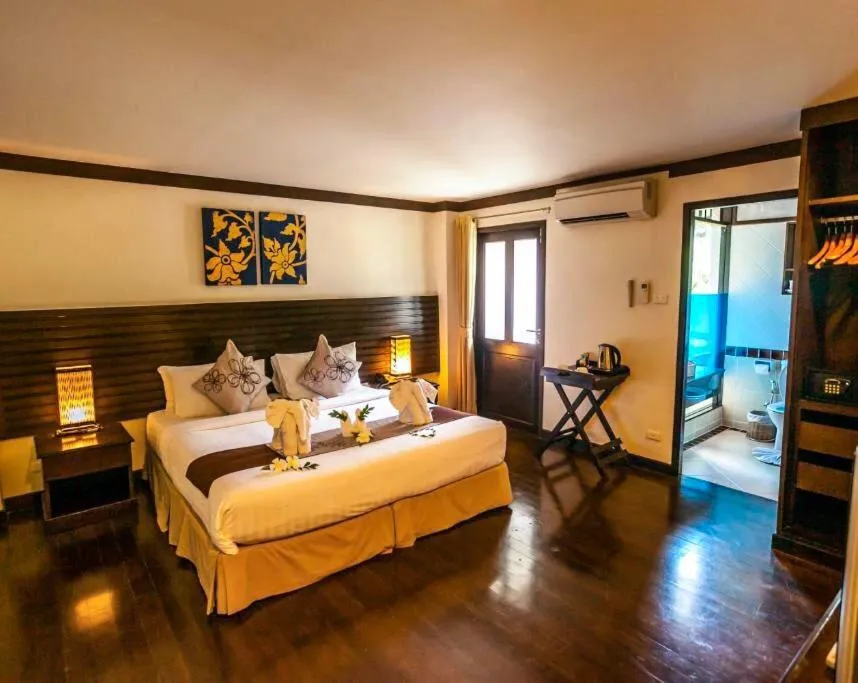 Photo of the whole room, Bed in Lanta Mermaid Boutique House-Cozy Stay,Seaview, Delicious Breakfast,2 Minutes Walk to the Beach