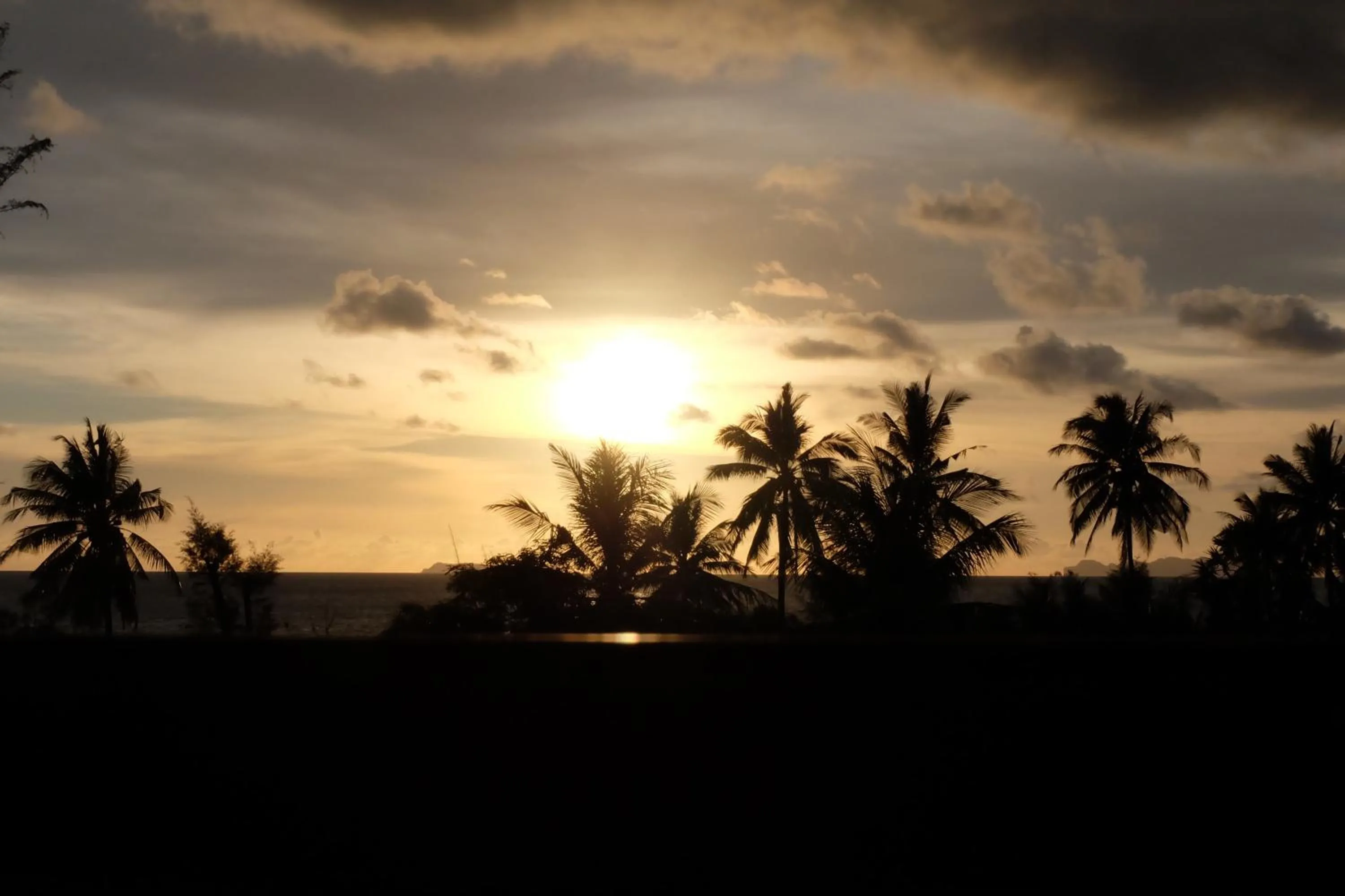 Sunset in Lanta Mermaid Boutique House-Cozy Stay,Seaview, Delicious Breakfast,2 Minutes Walk to the Beach