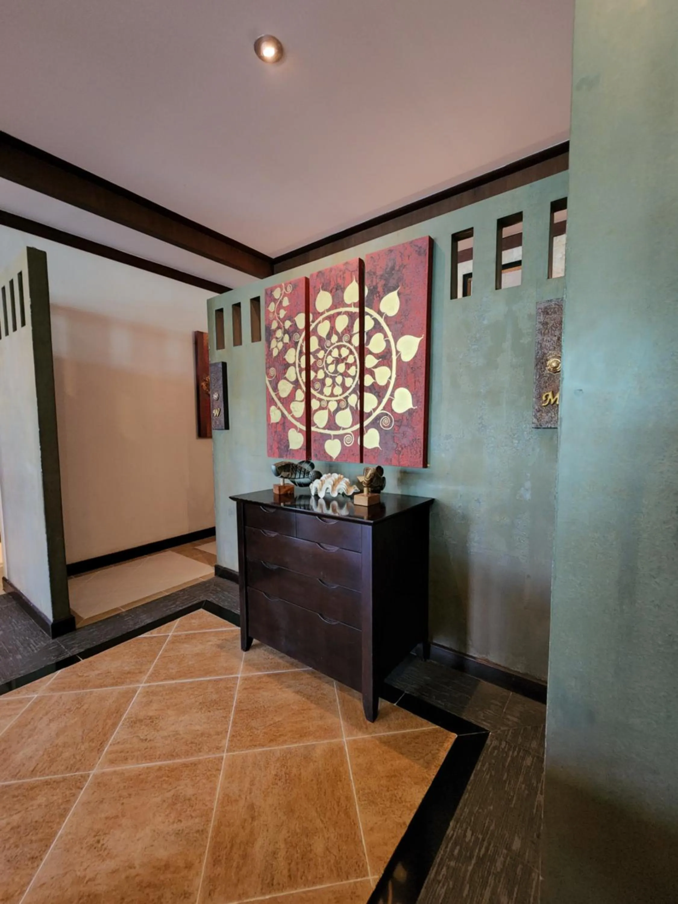 Toilet in Lanta Mermaid Boutique House-Cozy Stay,Seaview, Delicious Breakfast,2 Minutes Walk to the Beach