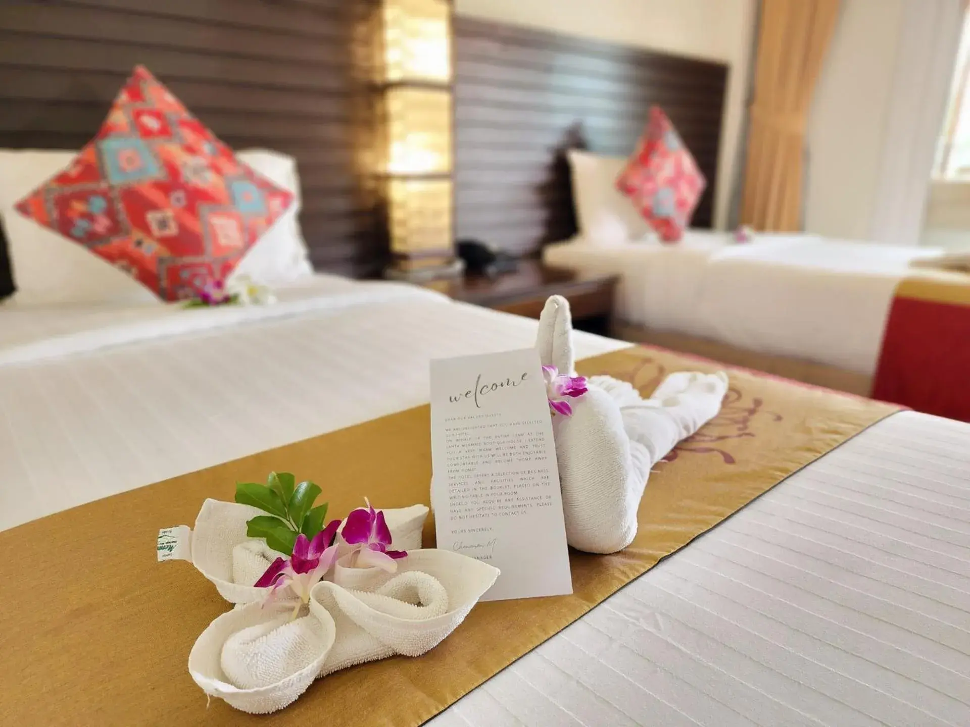 Deluxe Double or Twin Room with Sea View in Lanta Mermaid Boutique House Deluxe Double or Twin Room with Sea View in Lanta Mermaid Boutique House