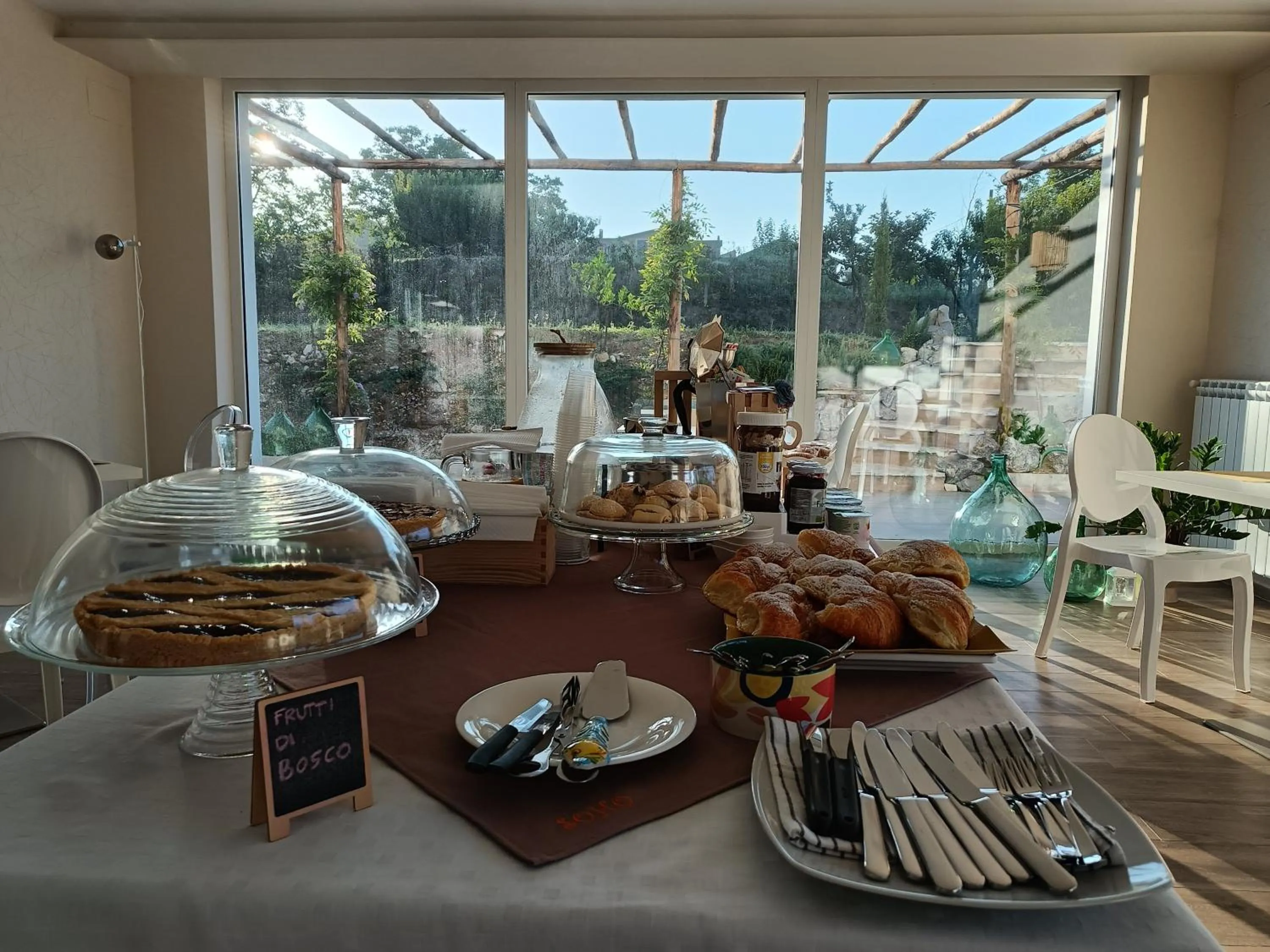 Breakfast in SOHO B&B