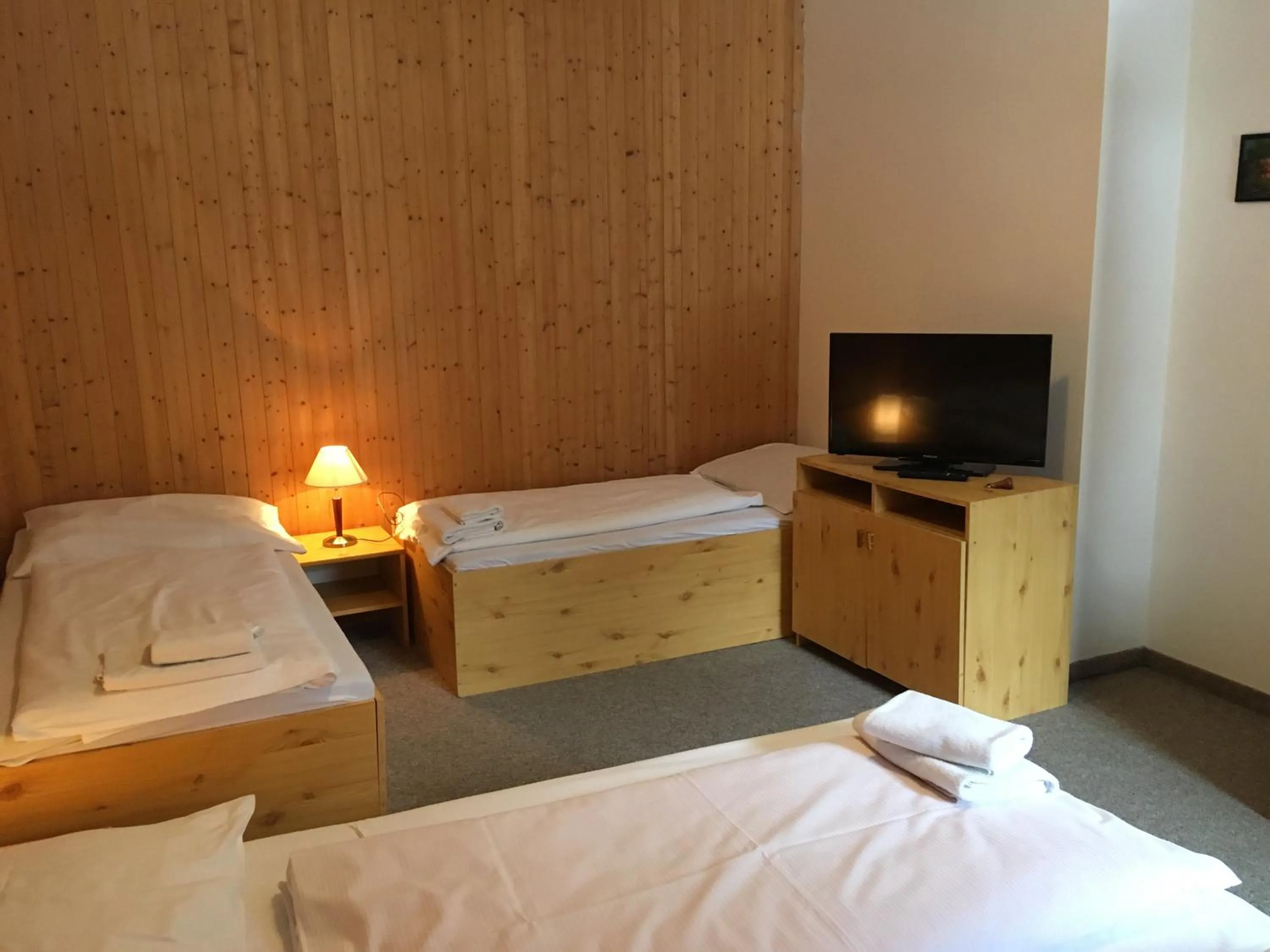 Bedroom, Bed in Hotel Tři Růže