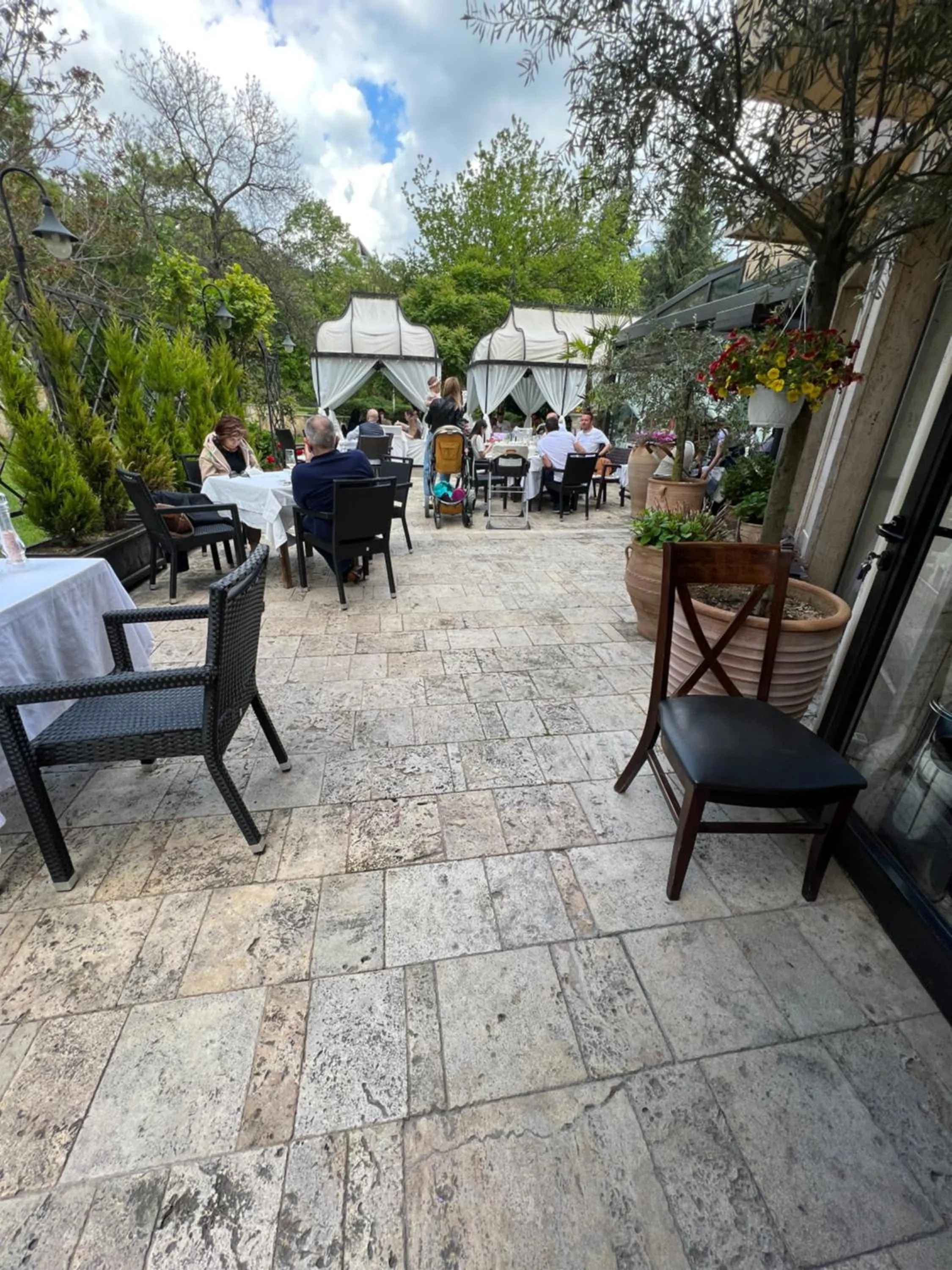 Restaurant/places to eat in Park Hotel Sandanski