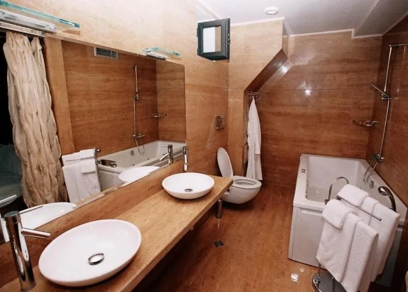 Hot Tub in Park Hotel Sandanski