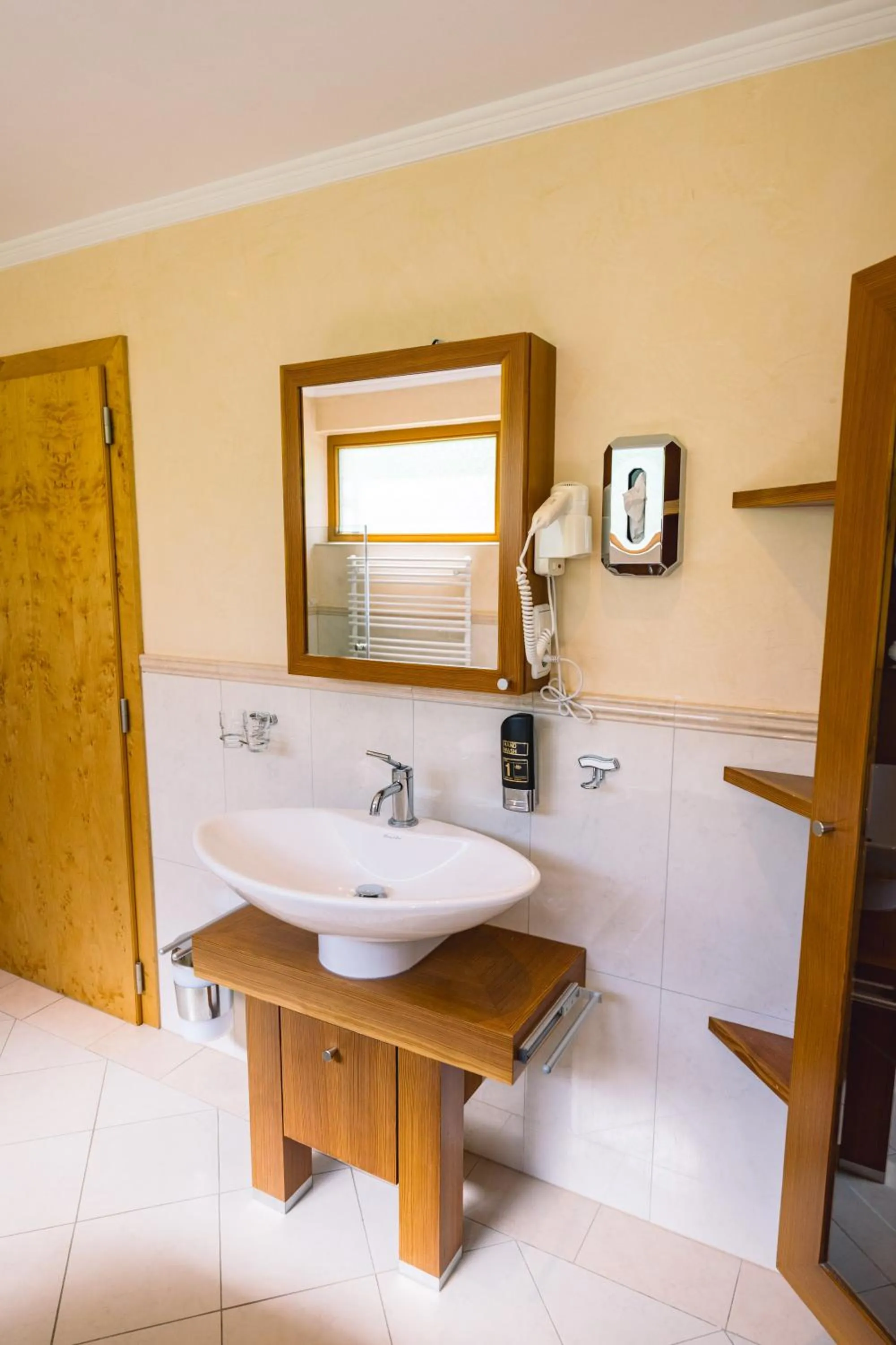 Bathroom in Hotel Bergkranz
