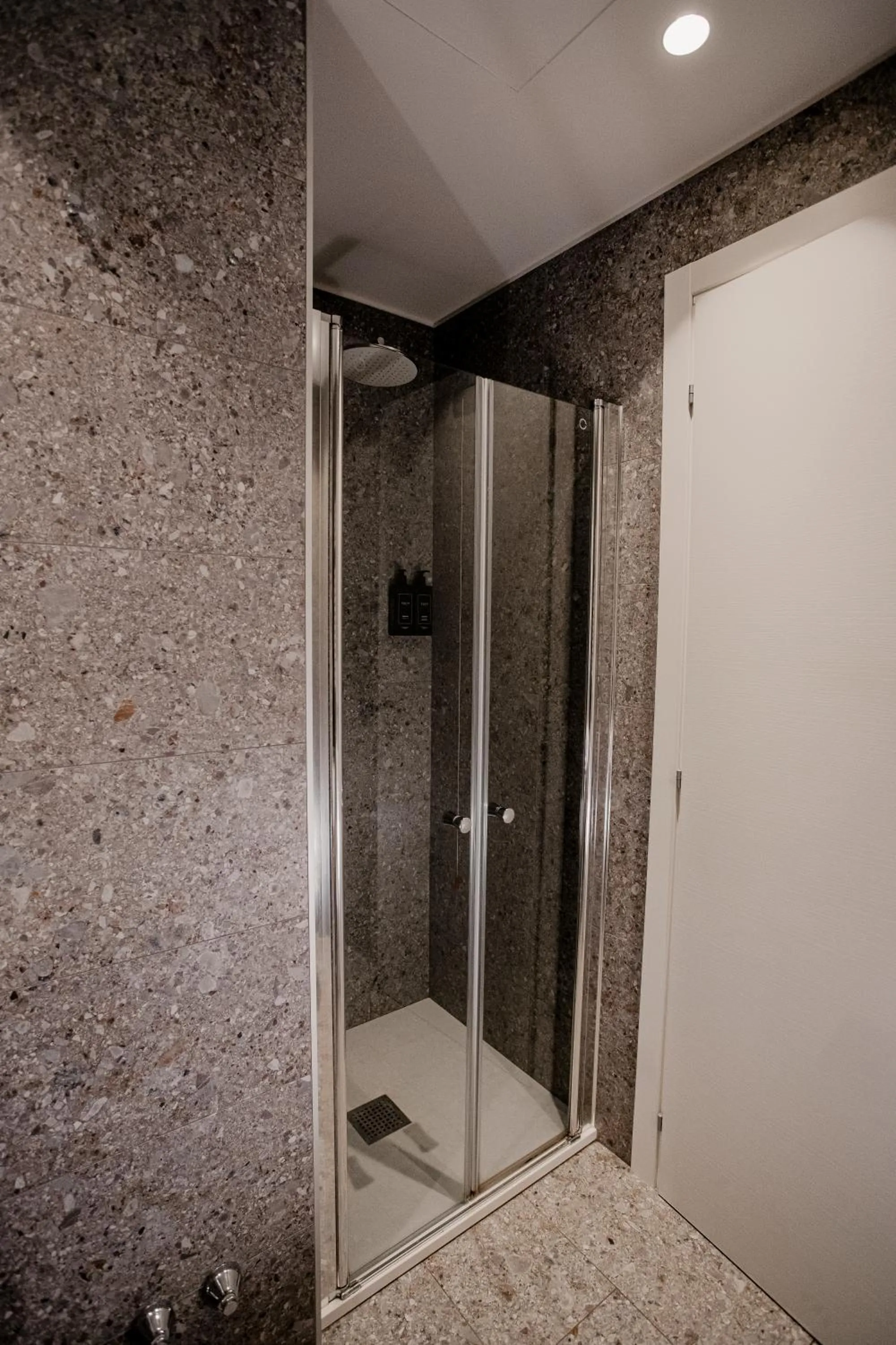 Shower in Hotel Del Lago Piediluco Active & SPA