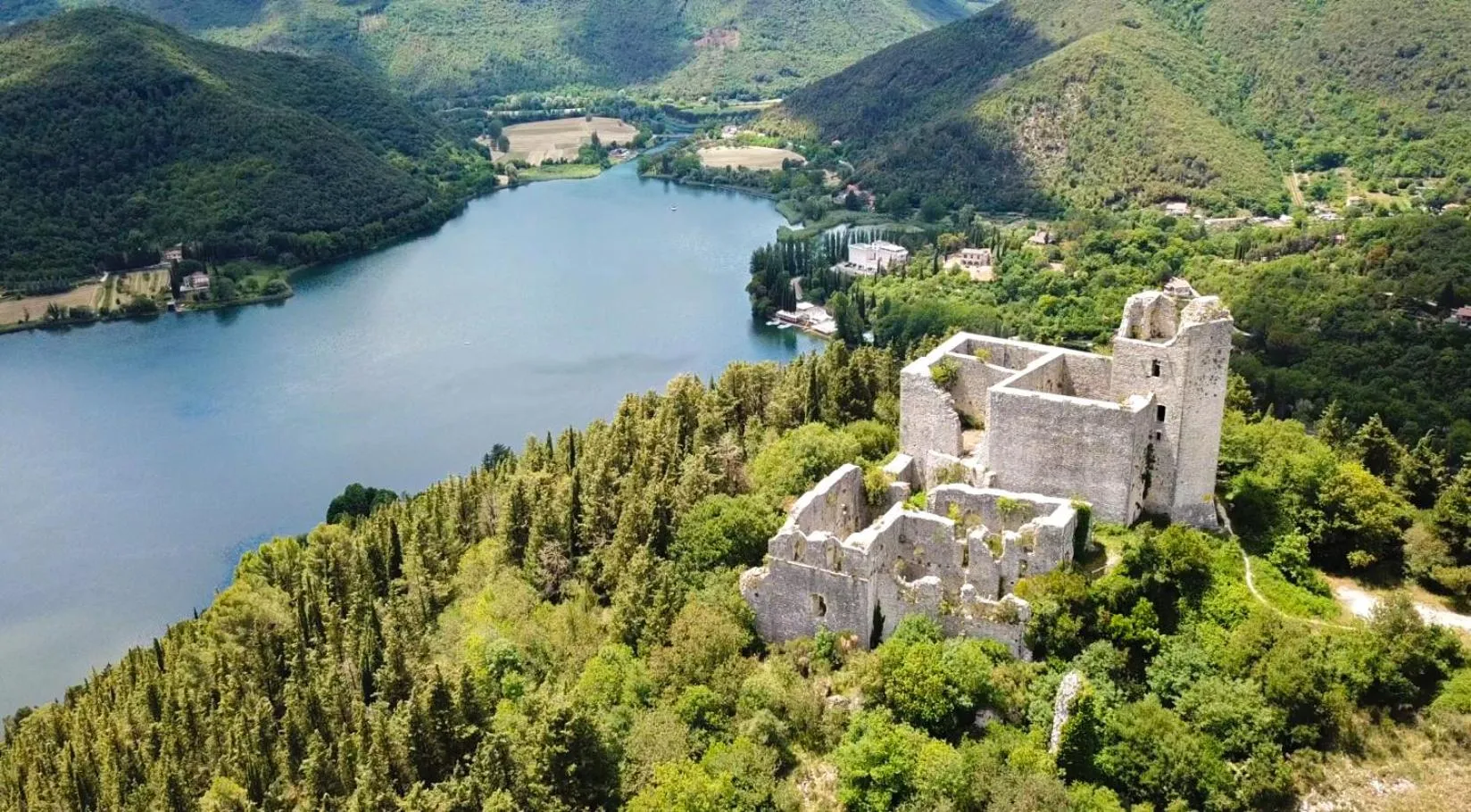 Bird's eye view in Hotel Del Lago Piediluco Active & SPA