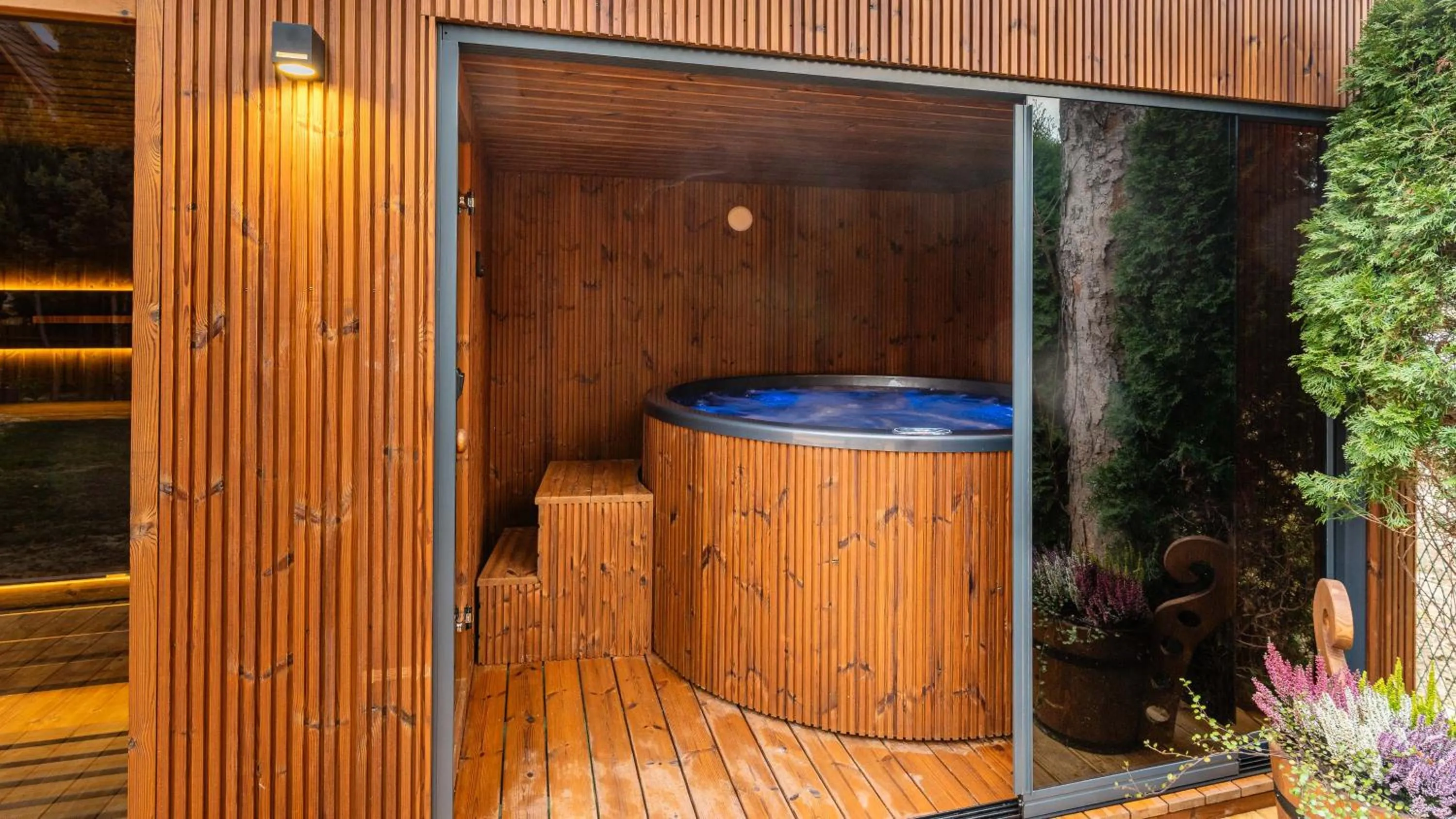 Hot Tub in Aparthotel Delta Zakopane