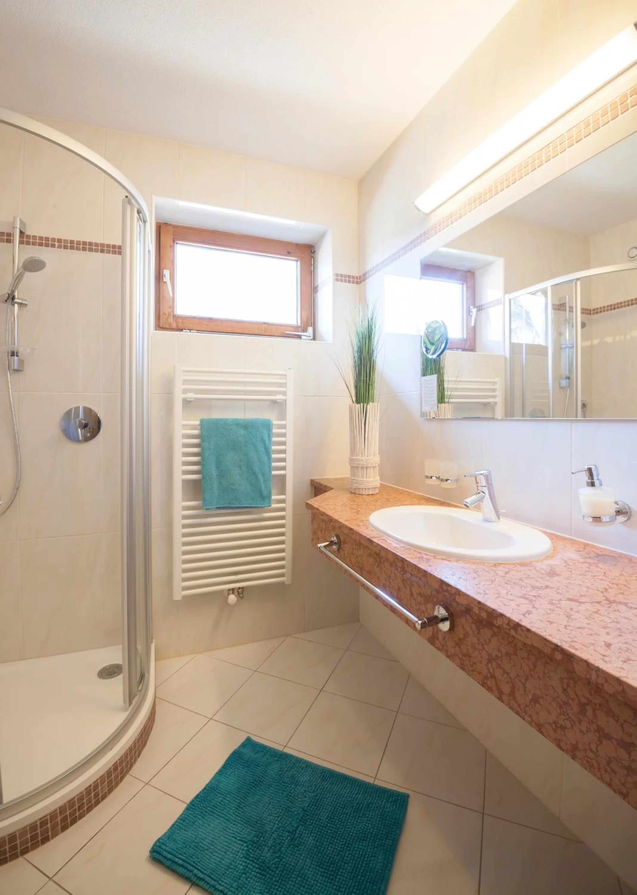 Bathroom in Raffl's Hotel