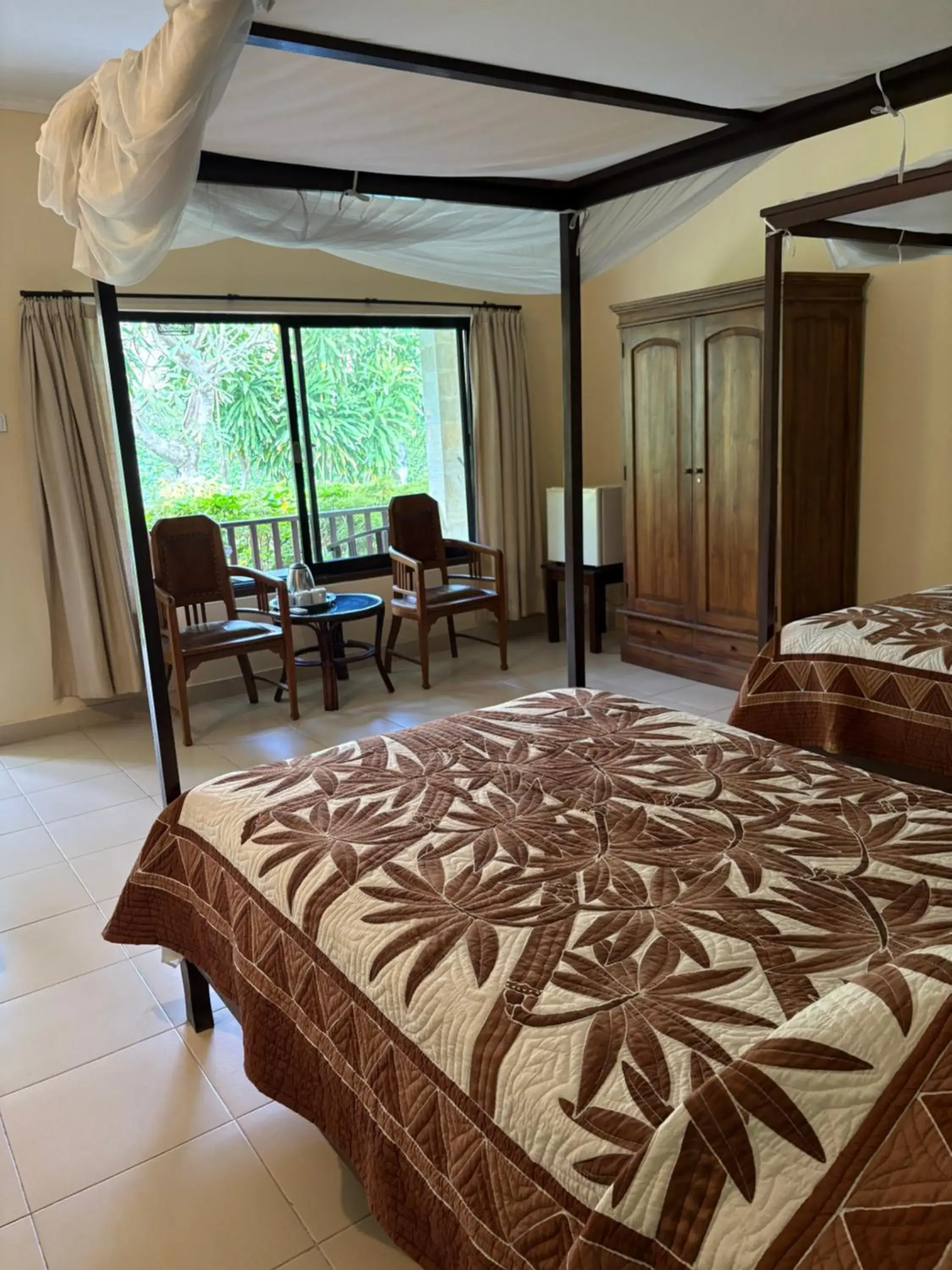 Large Twin Room in Raja Gardens Hotel Large Twin Room in Raja Gardens Hotel