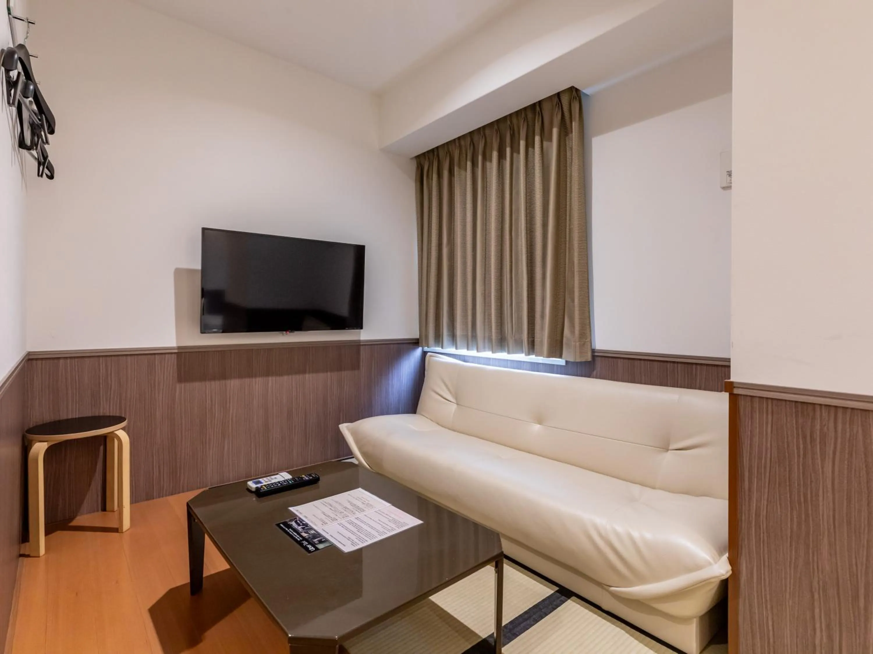 TV and multimedia in Hotel Excellence Enmachi Ekimae