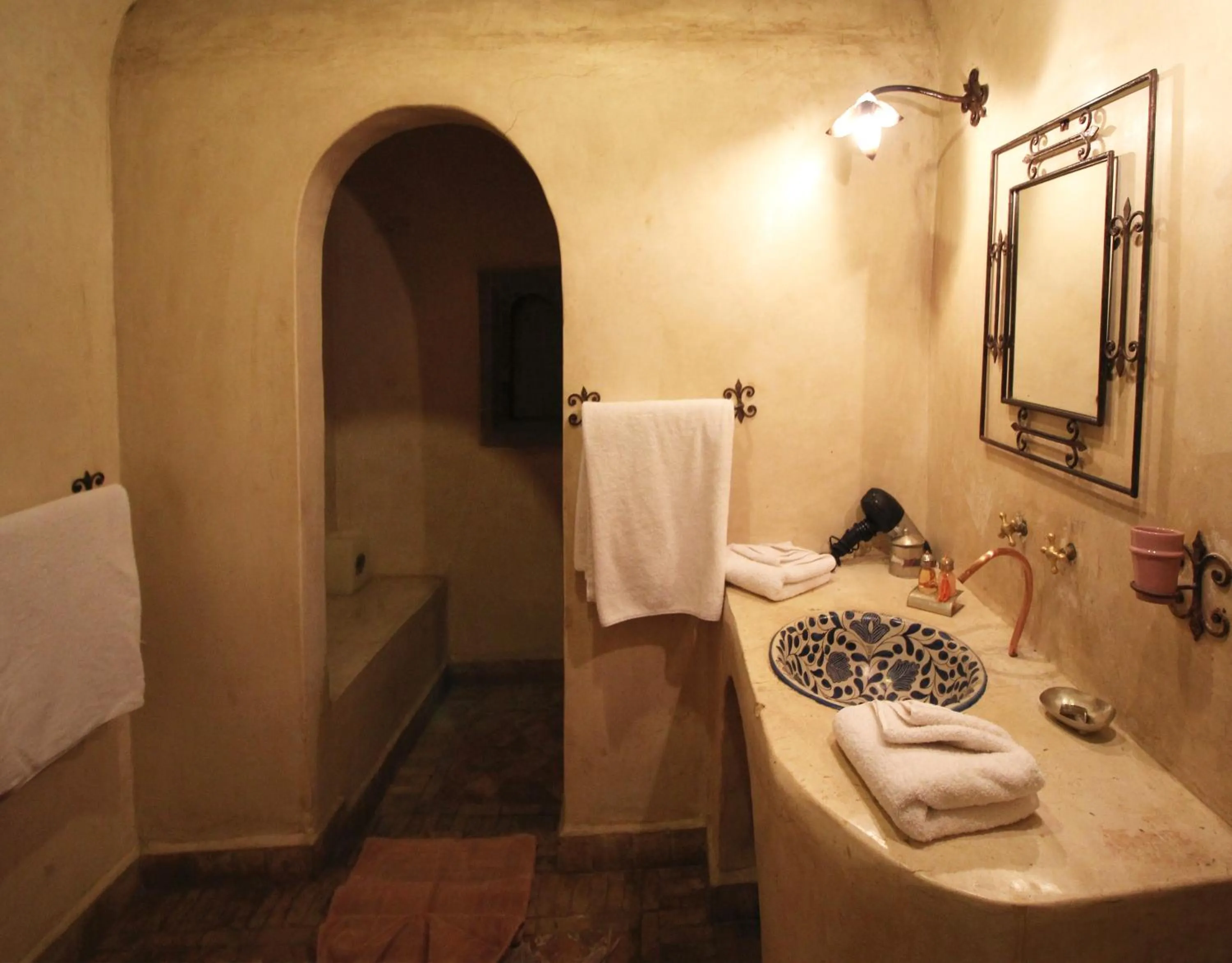 Bathroom in Riad Palmier