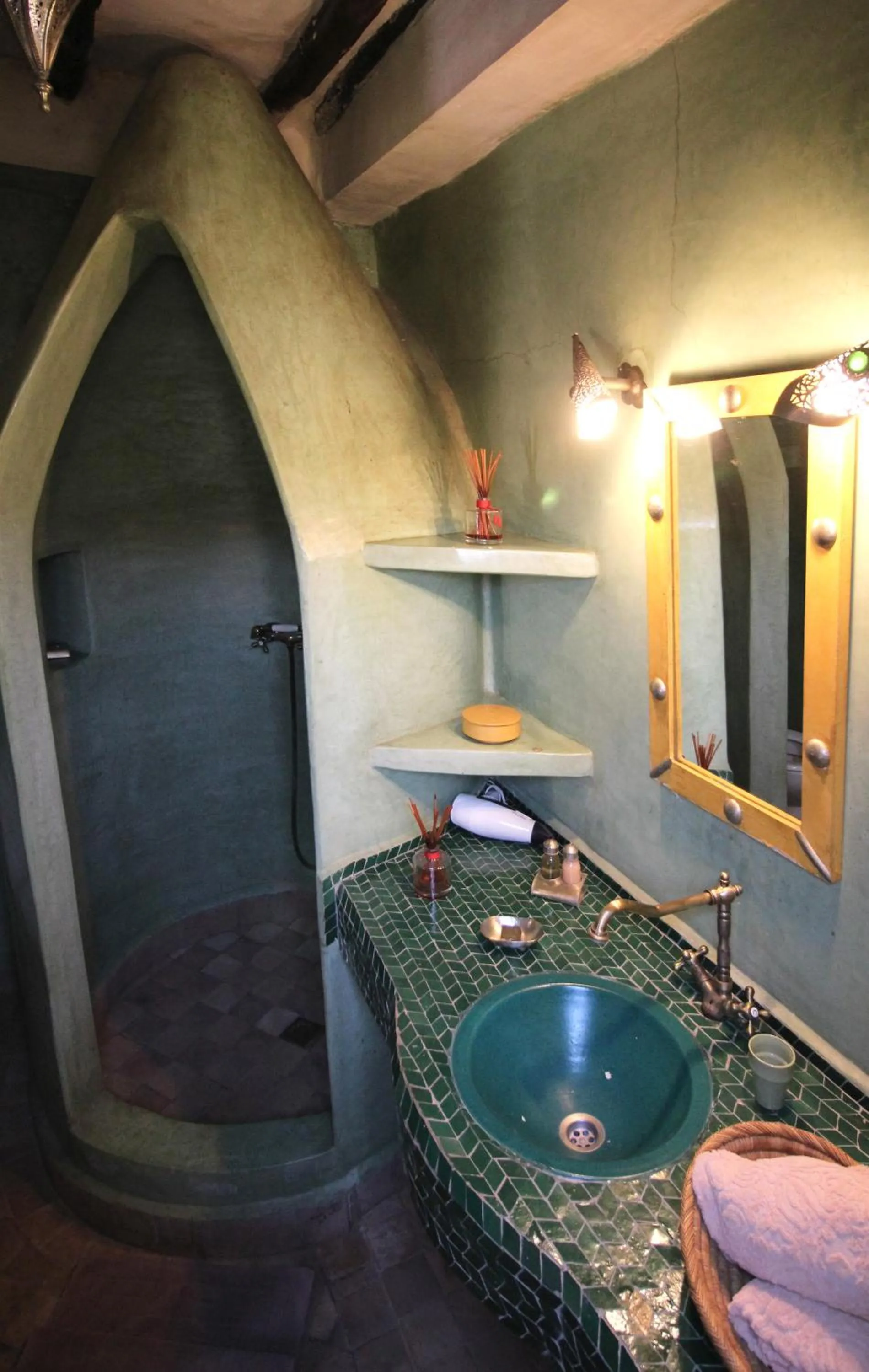 Bathroom in Riad Palmier