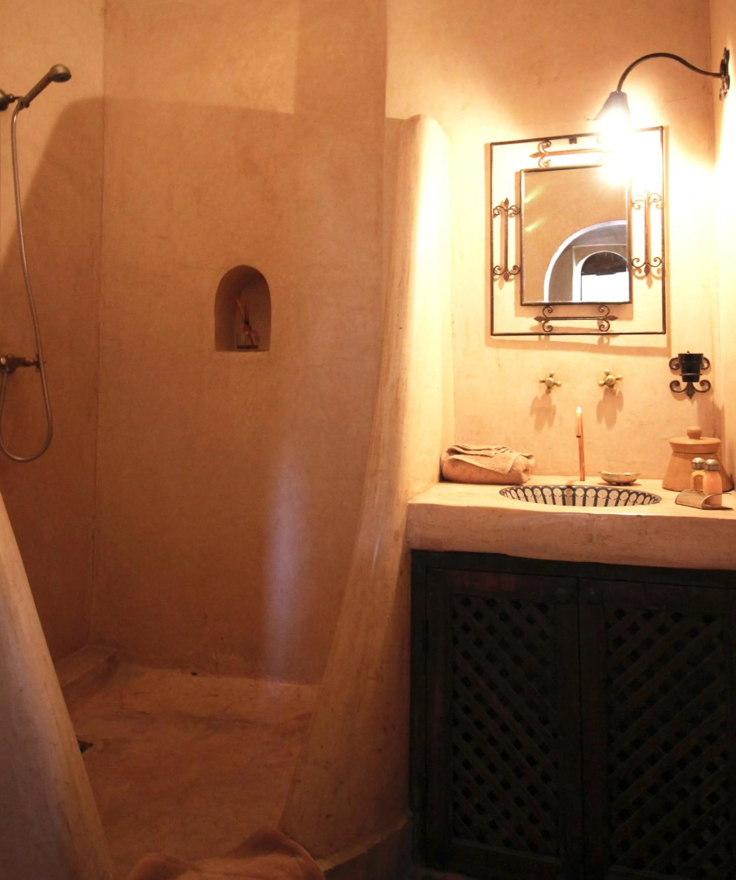Bathroom in Riad Palmier
