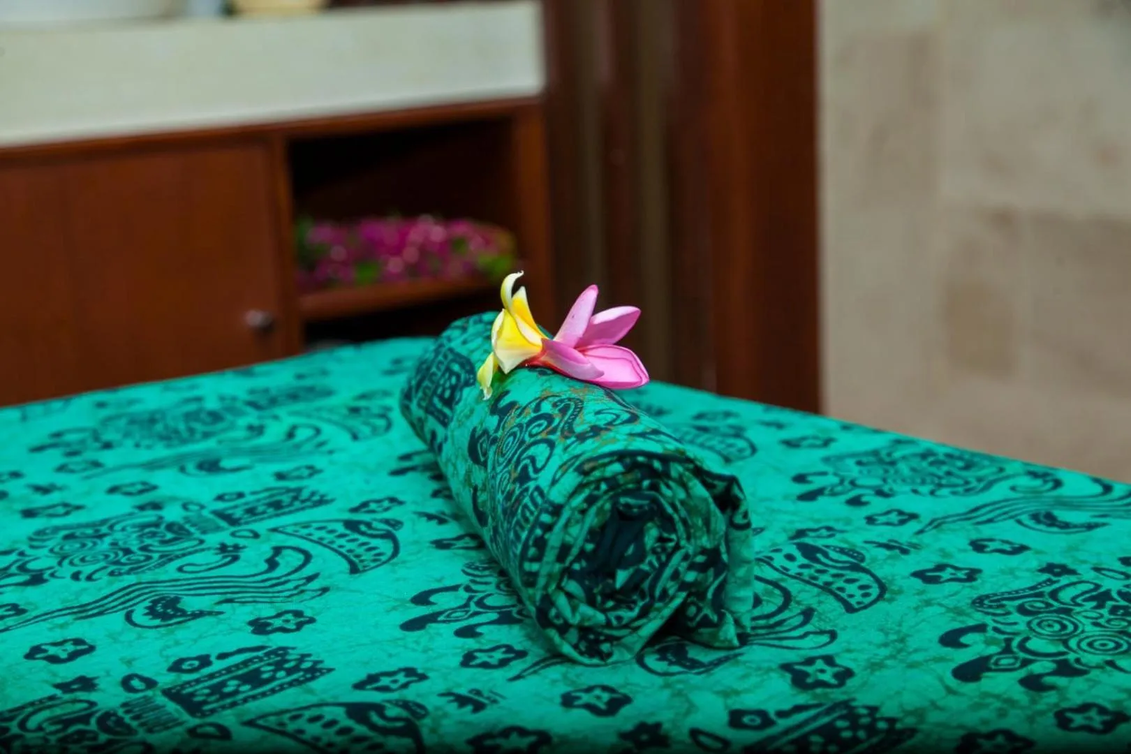 Spa and wellness centre/facilities, Bed in Rajavilla Lombok Resort - Seaside Serenity