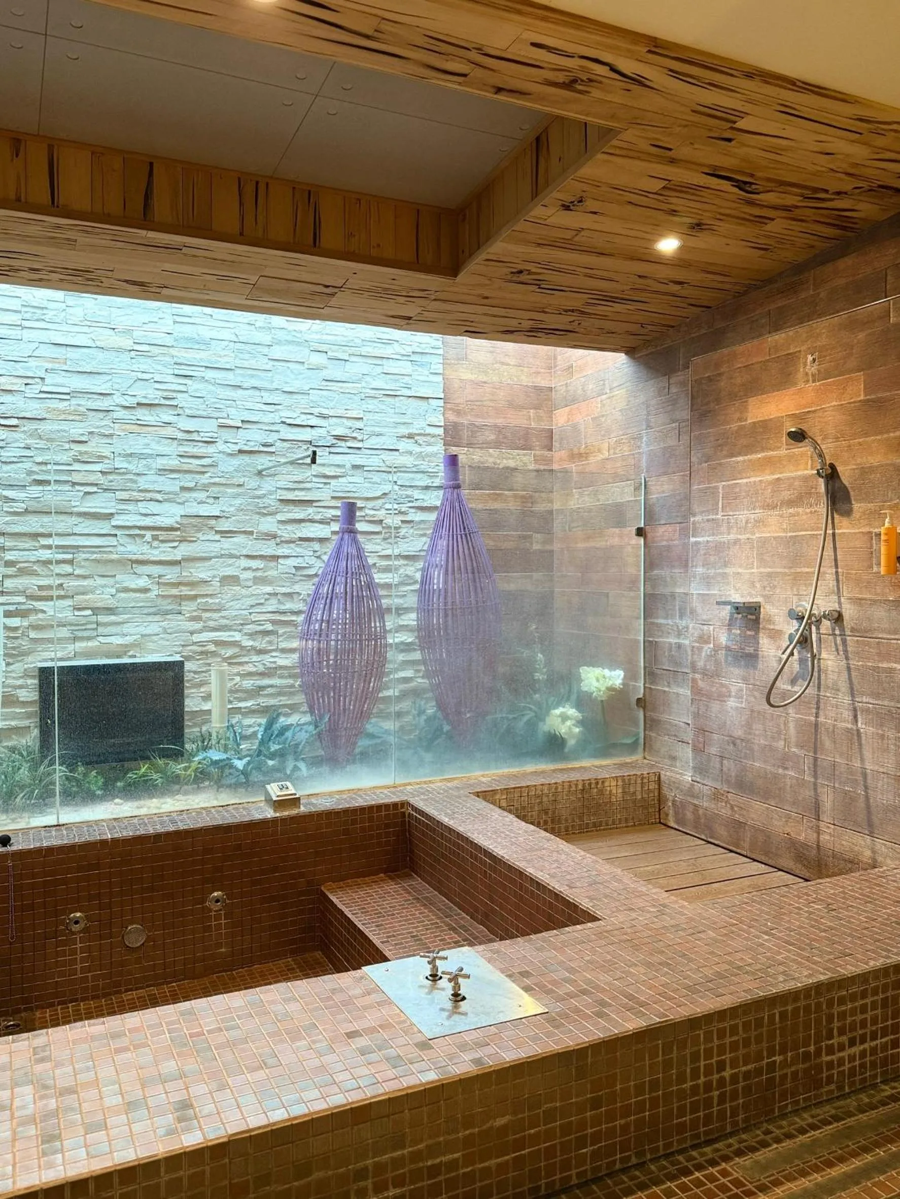 Her Home Spa Motel Douliu