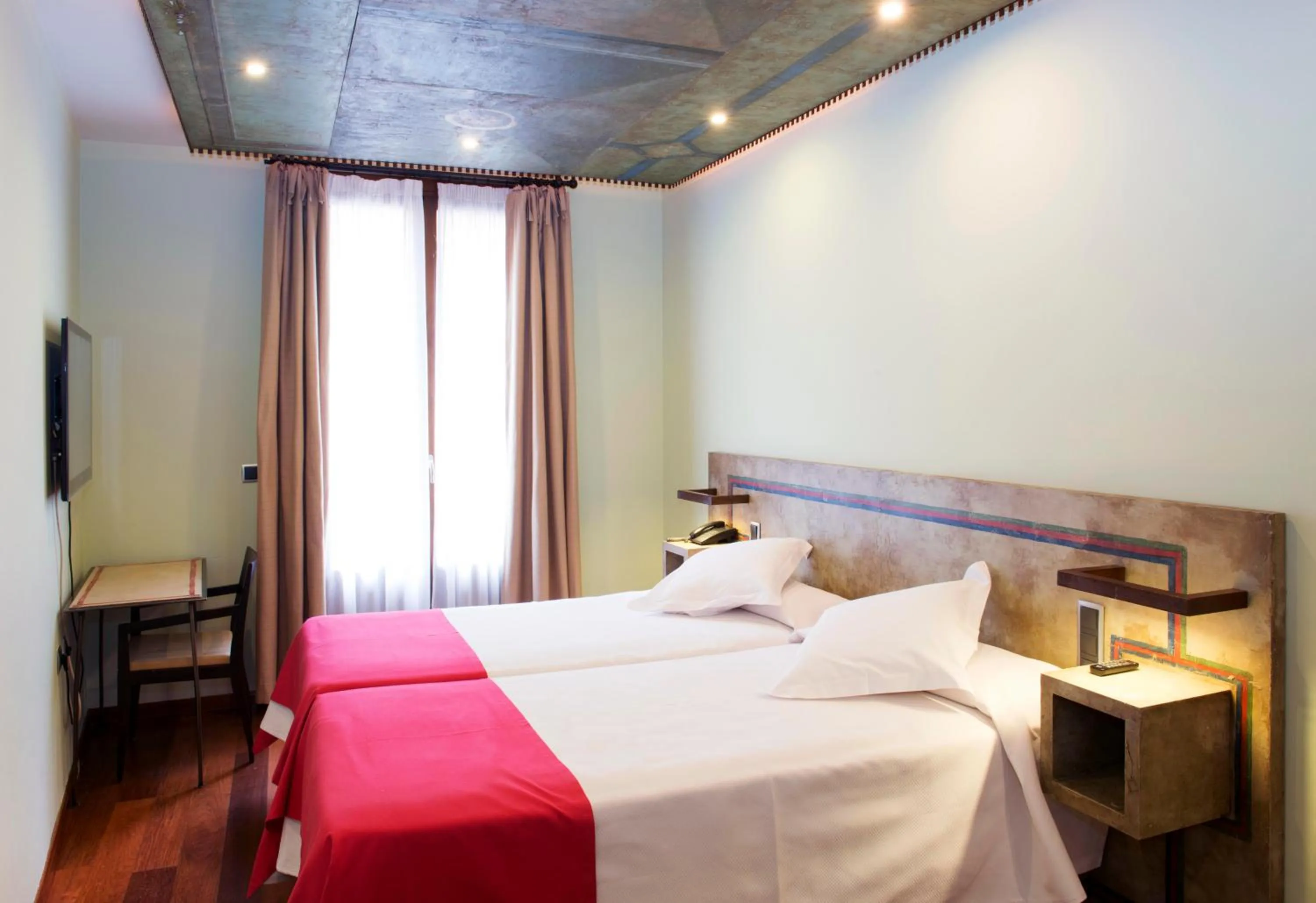 Day, Bed in Hospedium Hotel Posada De La Luna