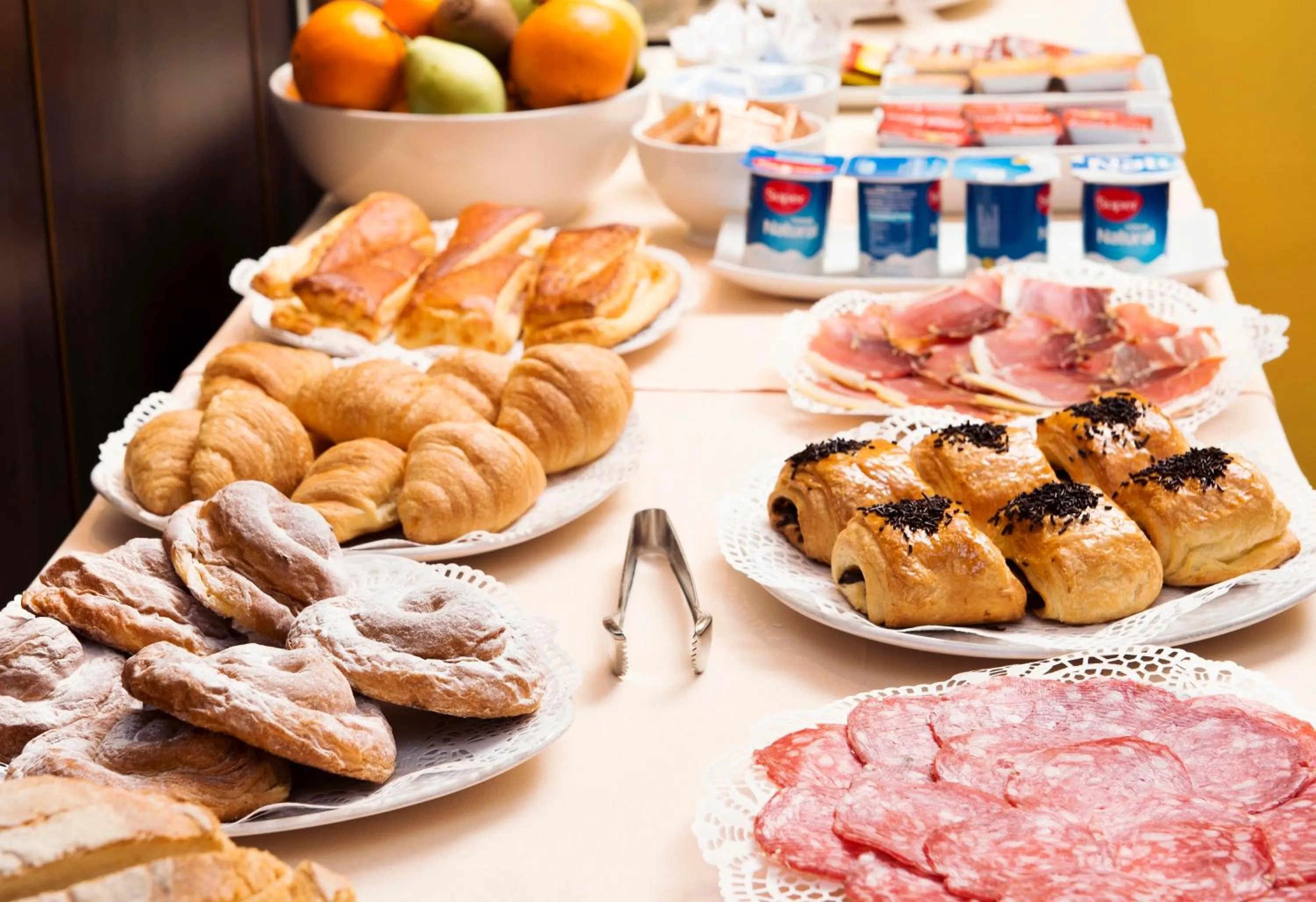 Breakfast in Hospedium Hotel Posada De La Luna