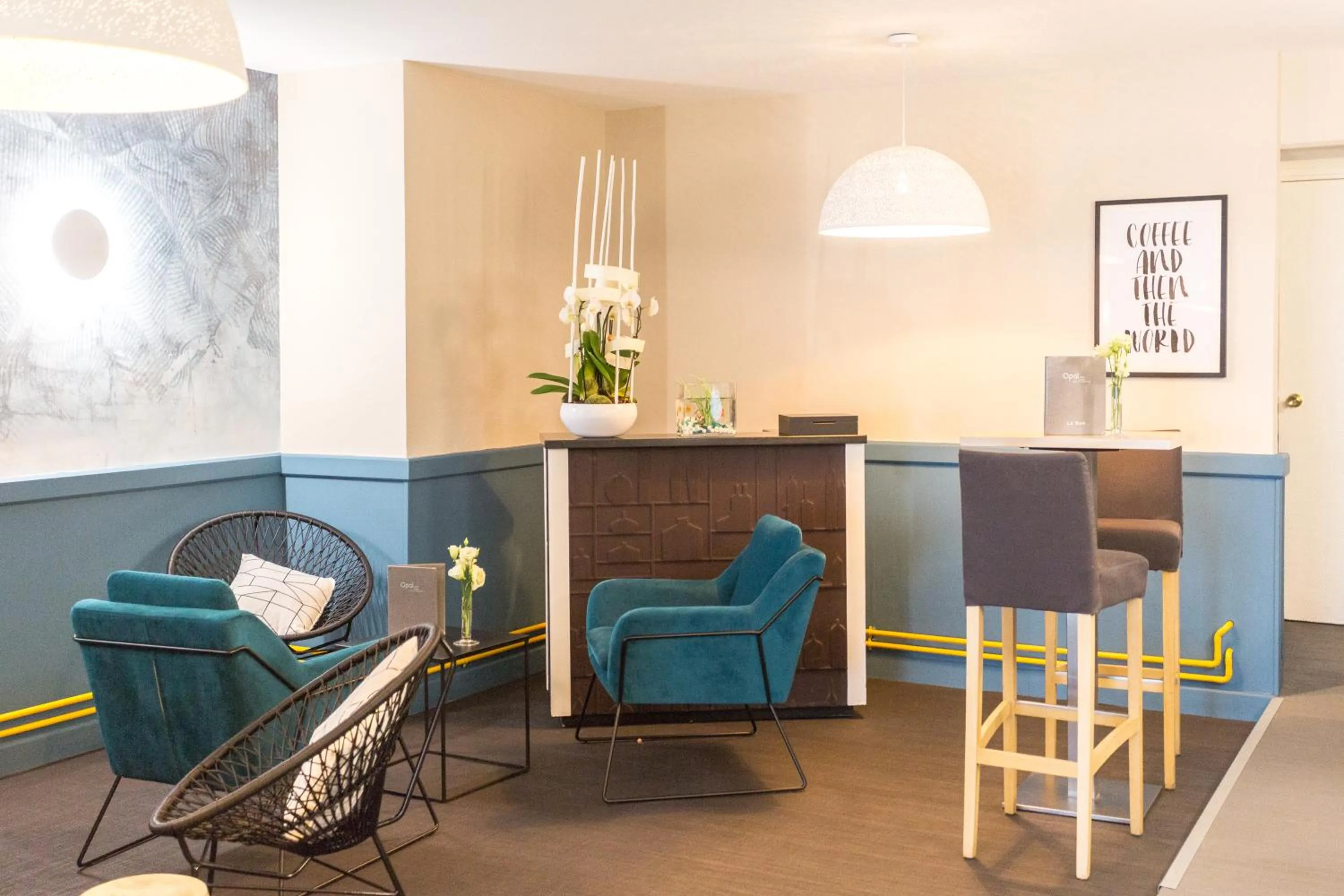 Lounge or bar in Opal'Inn