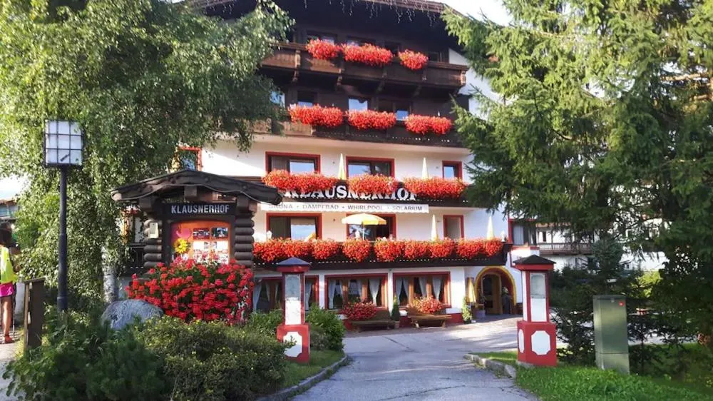 Property building in Landhaus Klausnerhof Hotel Garni