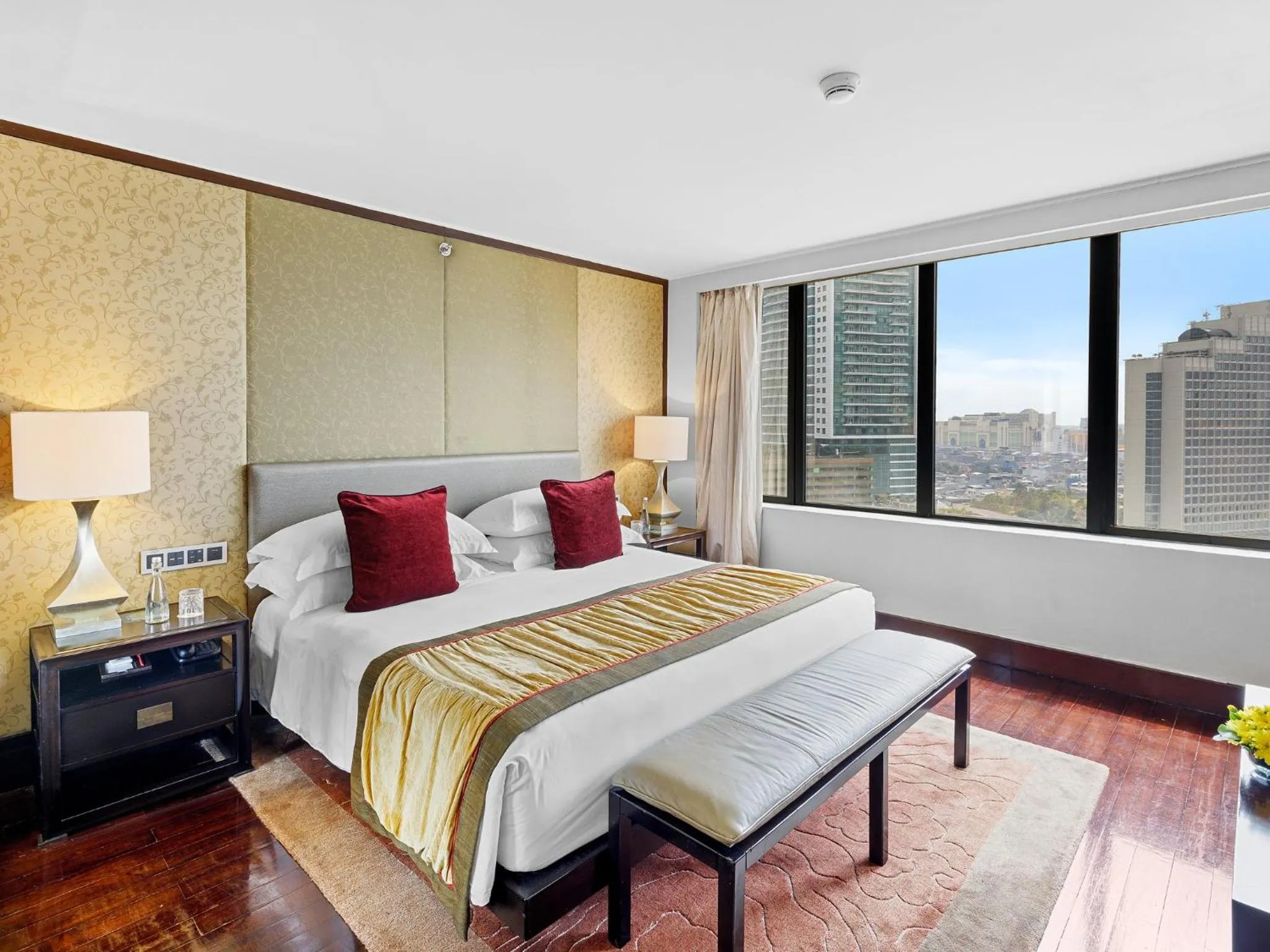 Bedroom, Bed in Mandarin Oriental, Jakarta