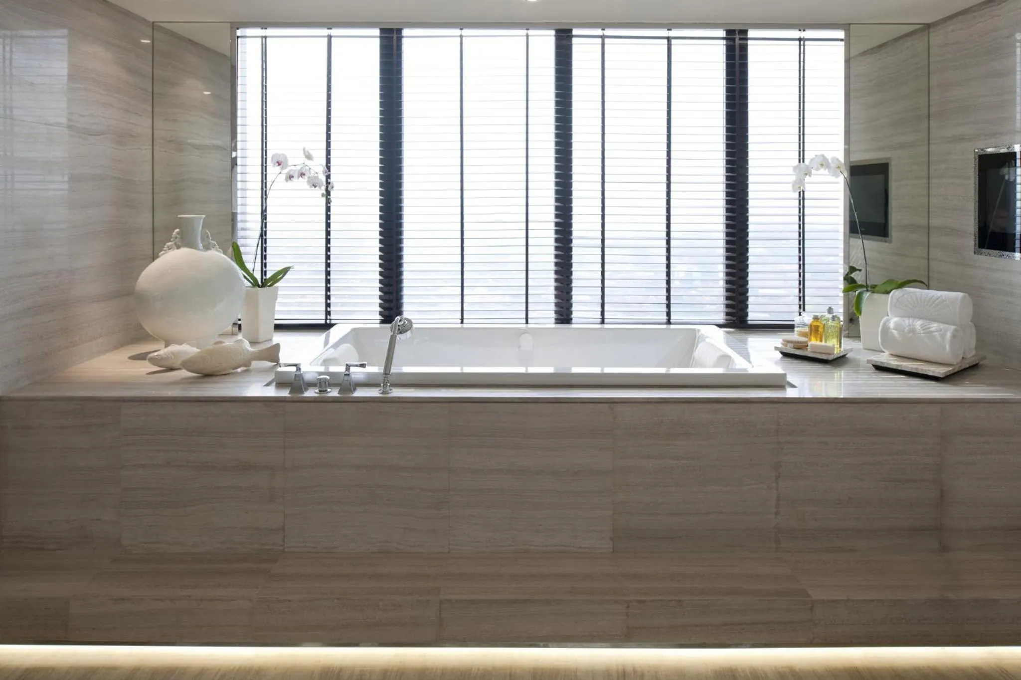 Photo of the whole room in Mandarin Oriental, Jakarta