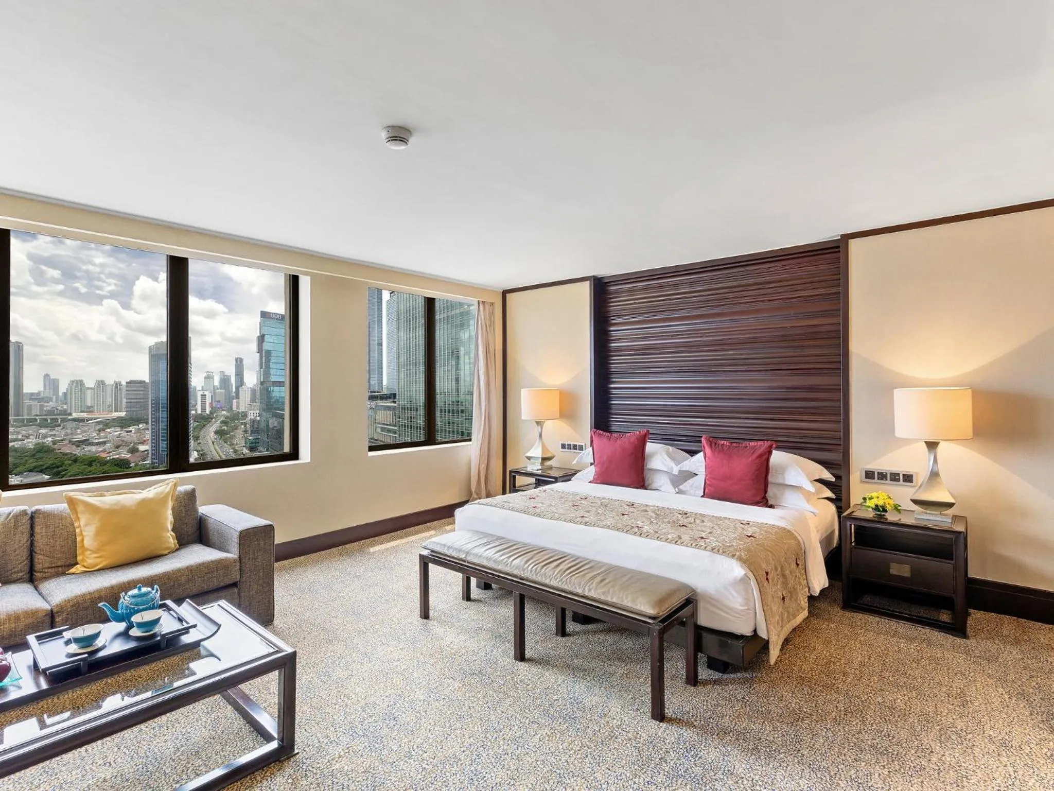 Bedroom, Bed in Mandarin Oriental, Jakarta