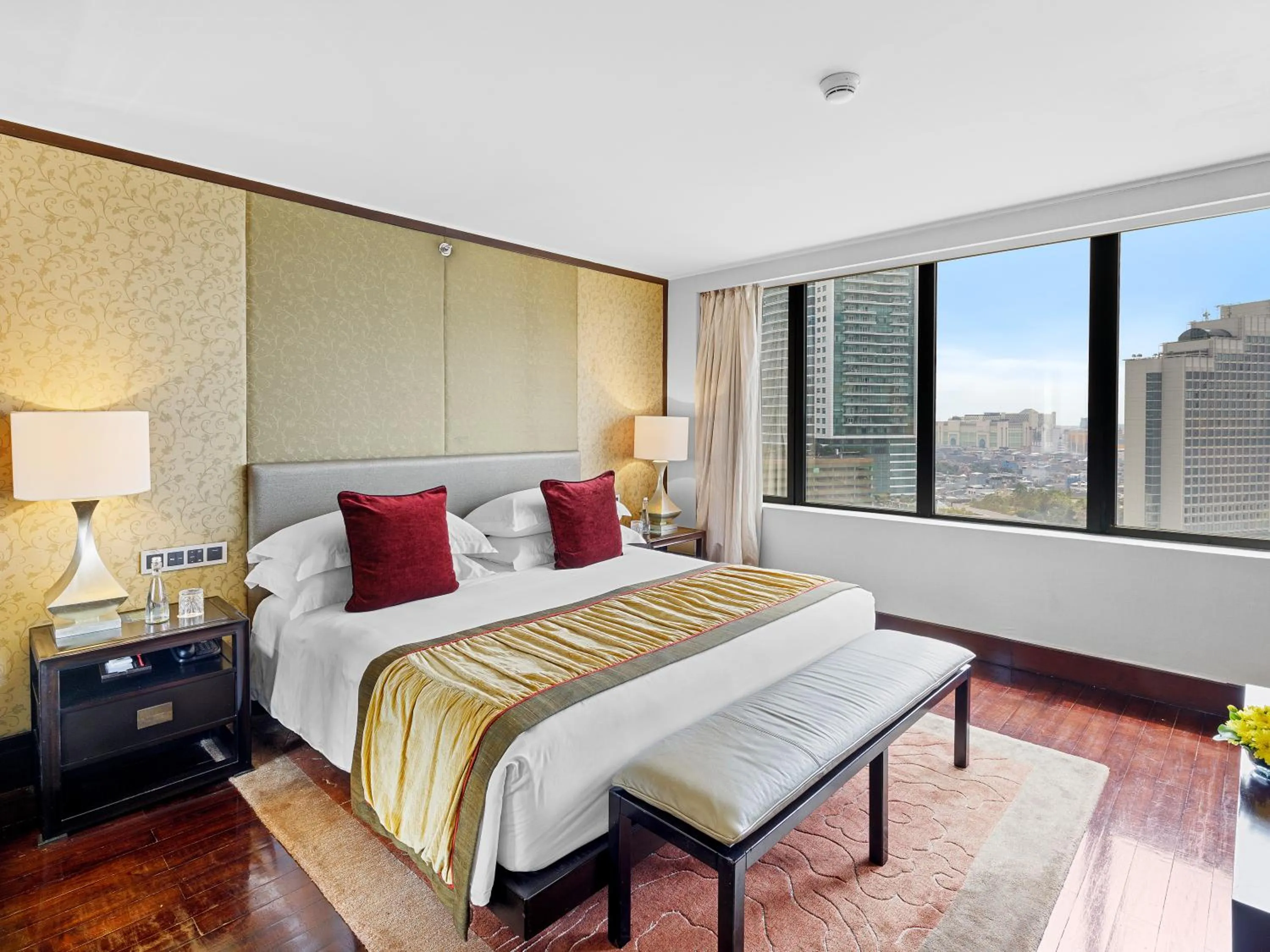 Bedroom, Bed in Mandarin Oriental, Jakarta
