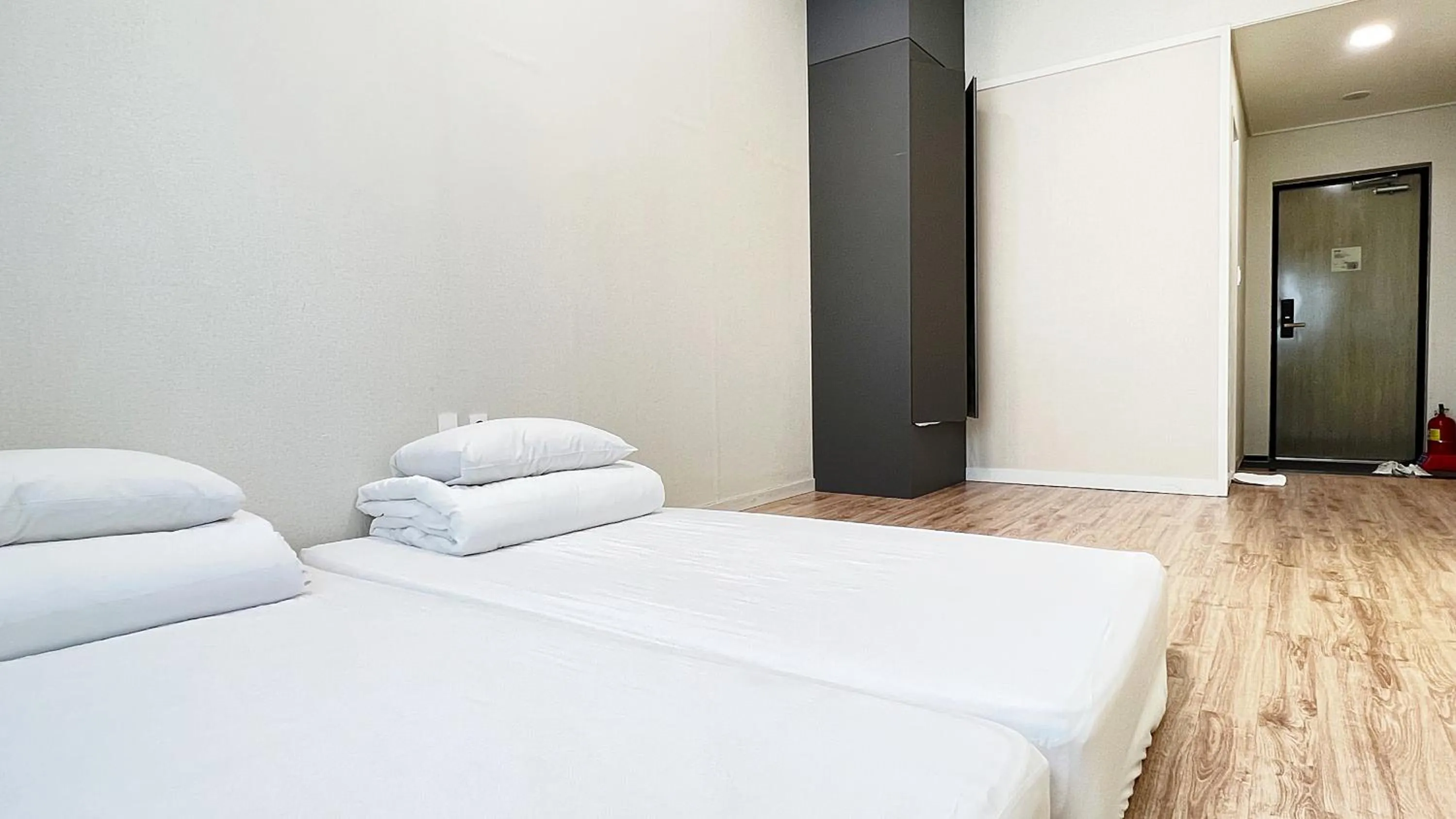 Bed in Hotel Sweet Castle Jeju Hamdeok