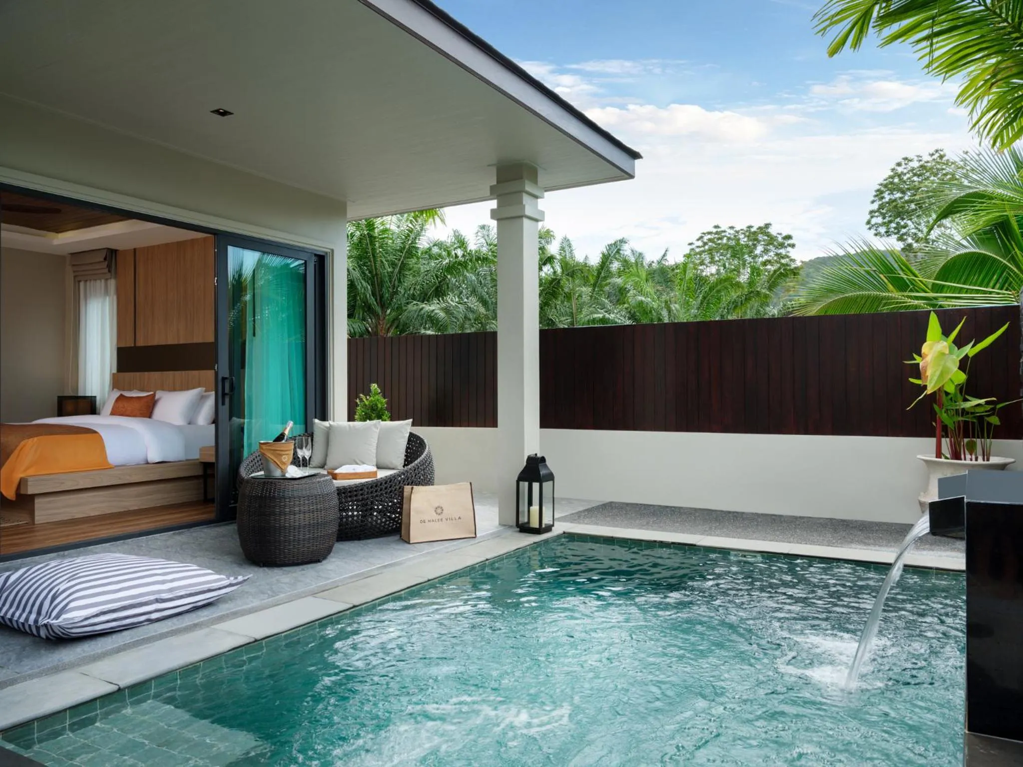 Swimming pool in De Malee Pool Villas - SHA Extra Plus
