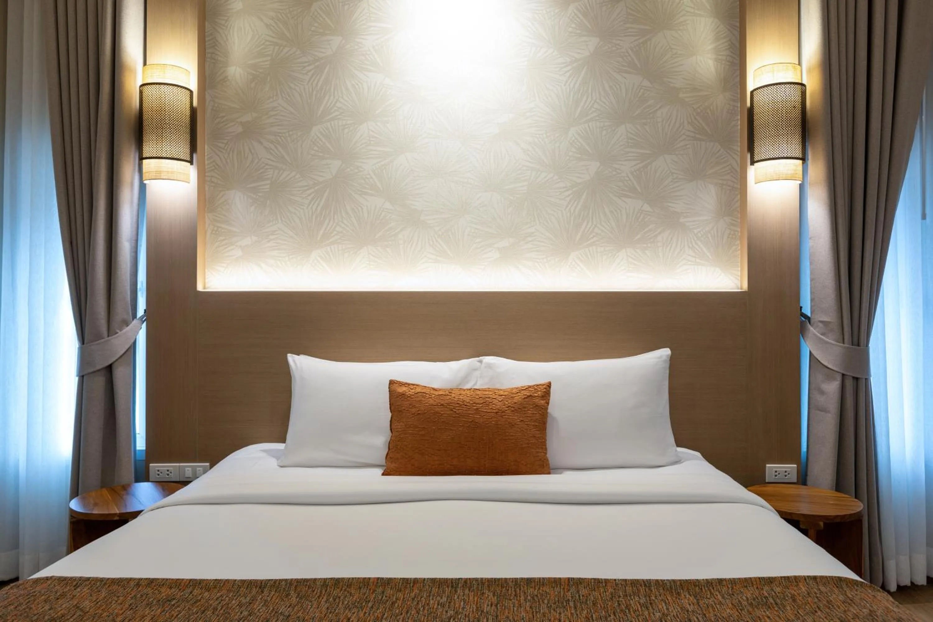 Bed in De Malee Pool Villas - SHA Extra Plus