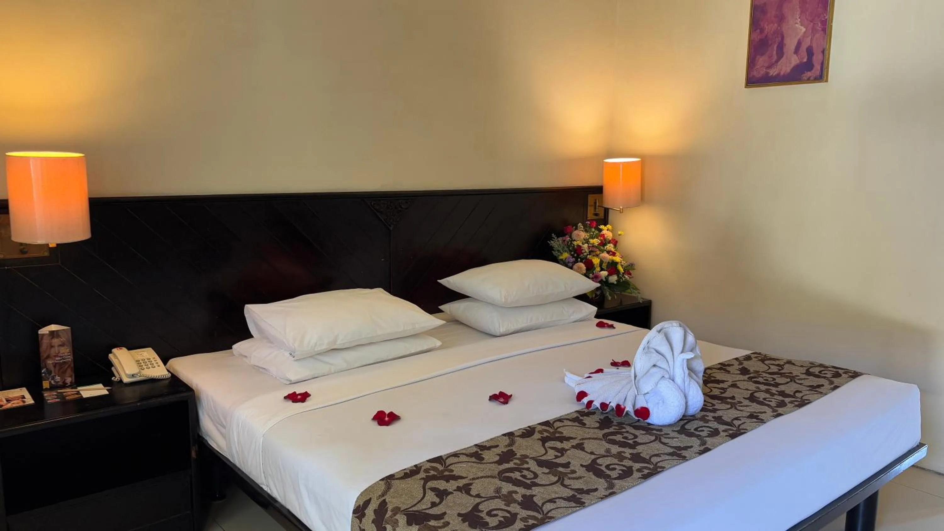 Bedroom, Bed in Legian Paradiso Hotel