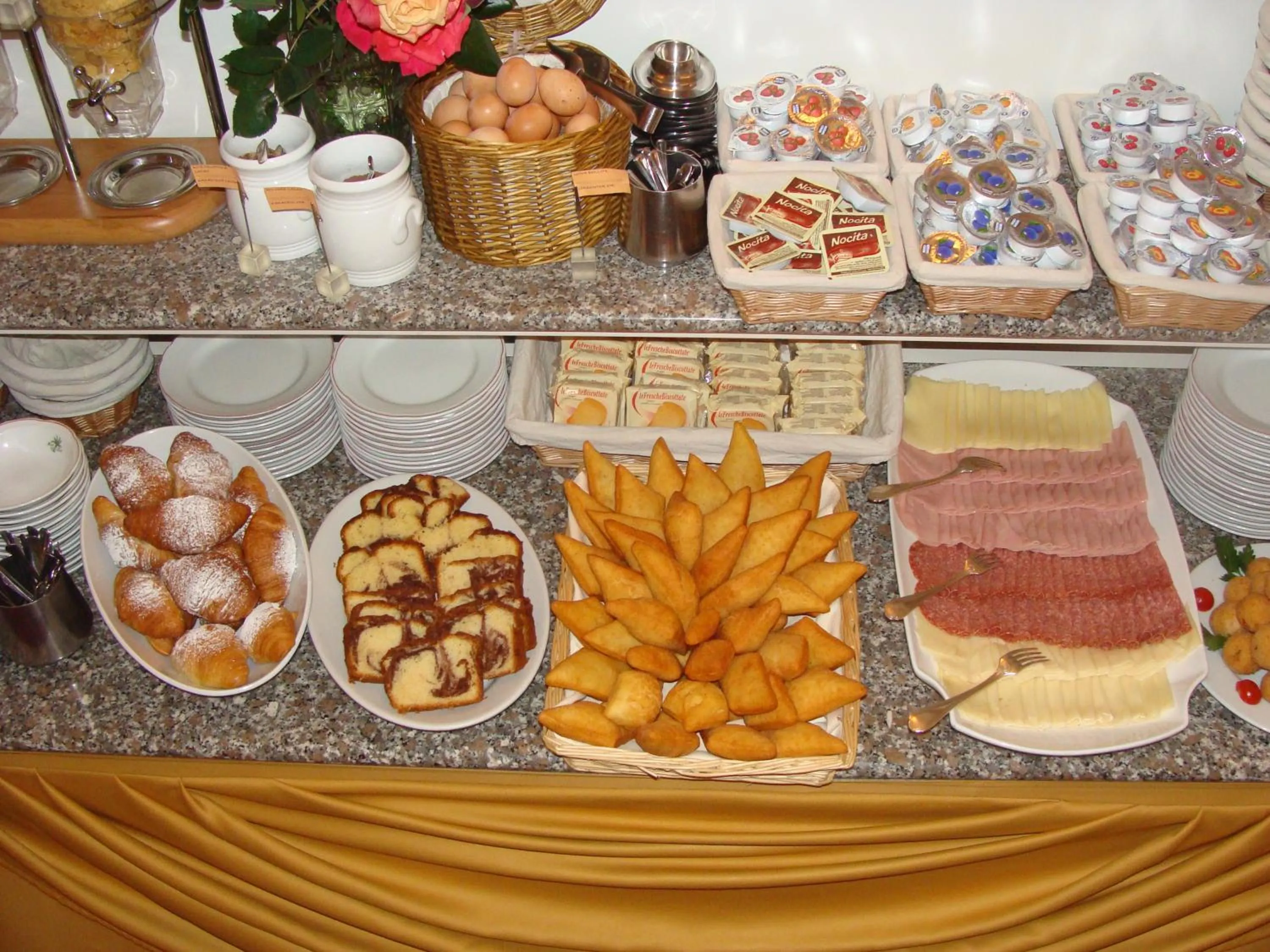 Food in Hotel Villa Luisa