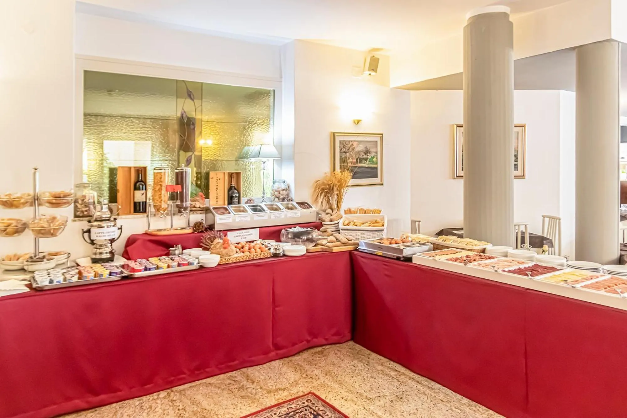 Buffet breakfast in Hotel Villa Luisa