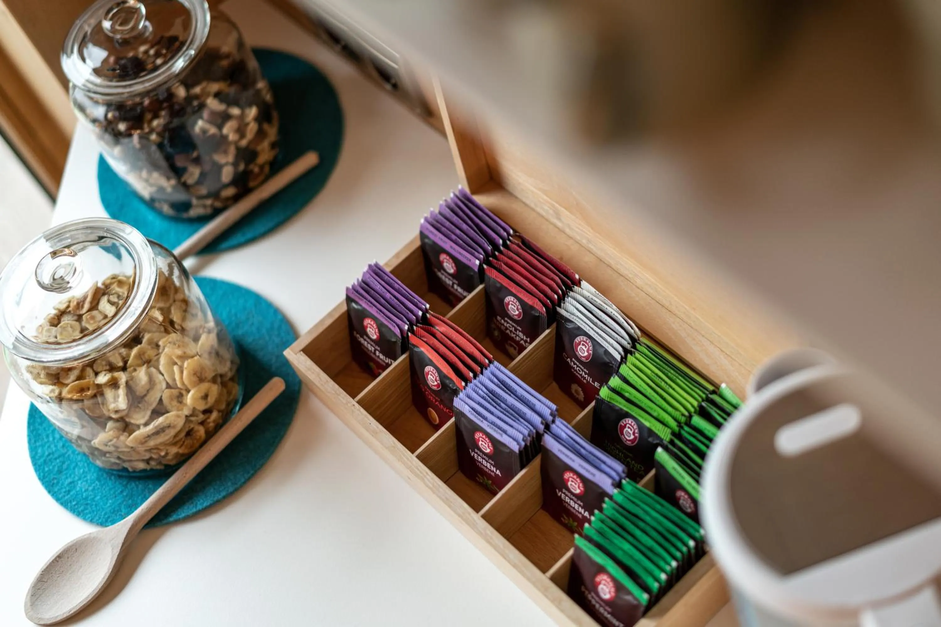 Coffee/tea facilities in Genusshotel Alpenblick