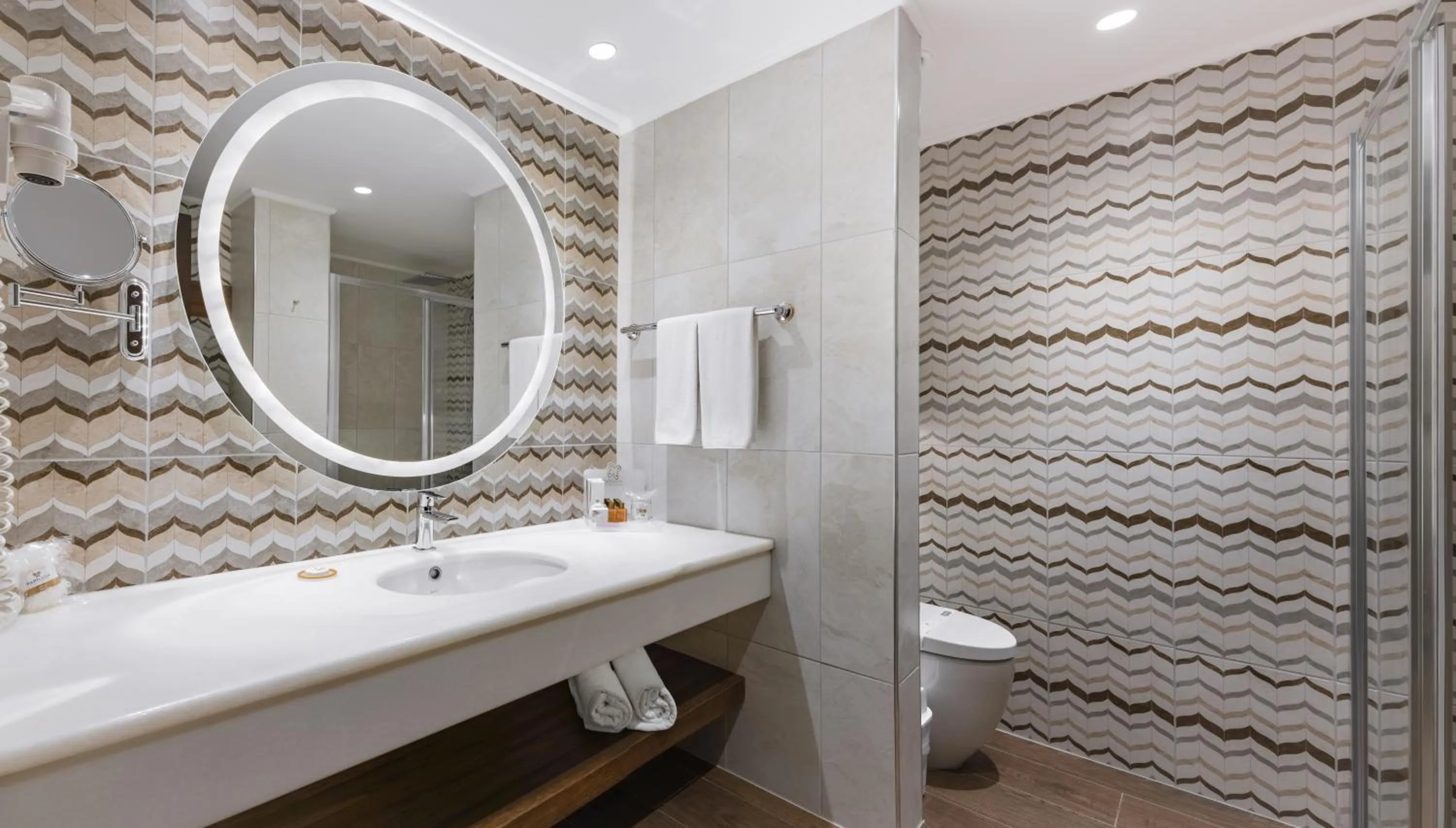 Bathroom in Papillon Belvil Holiday Village