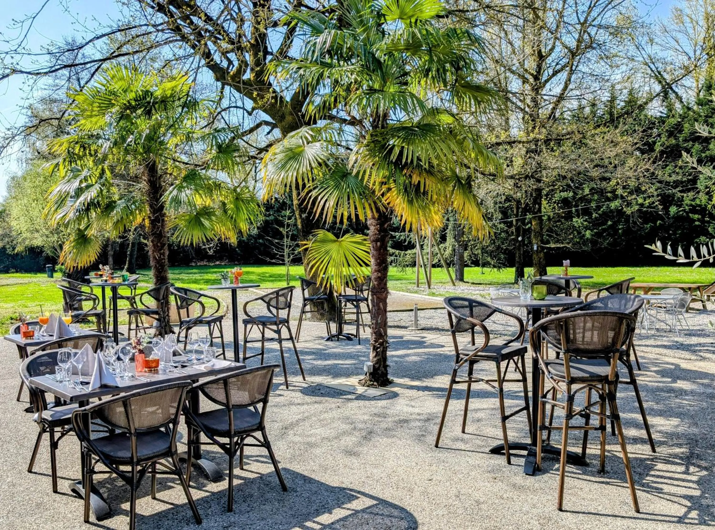 Patio in Best Western Alexander Park Chambéry