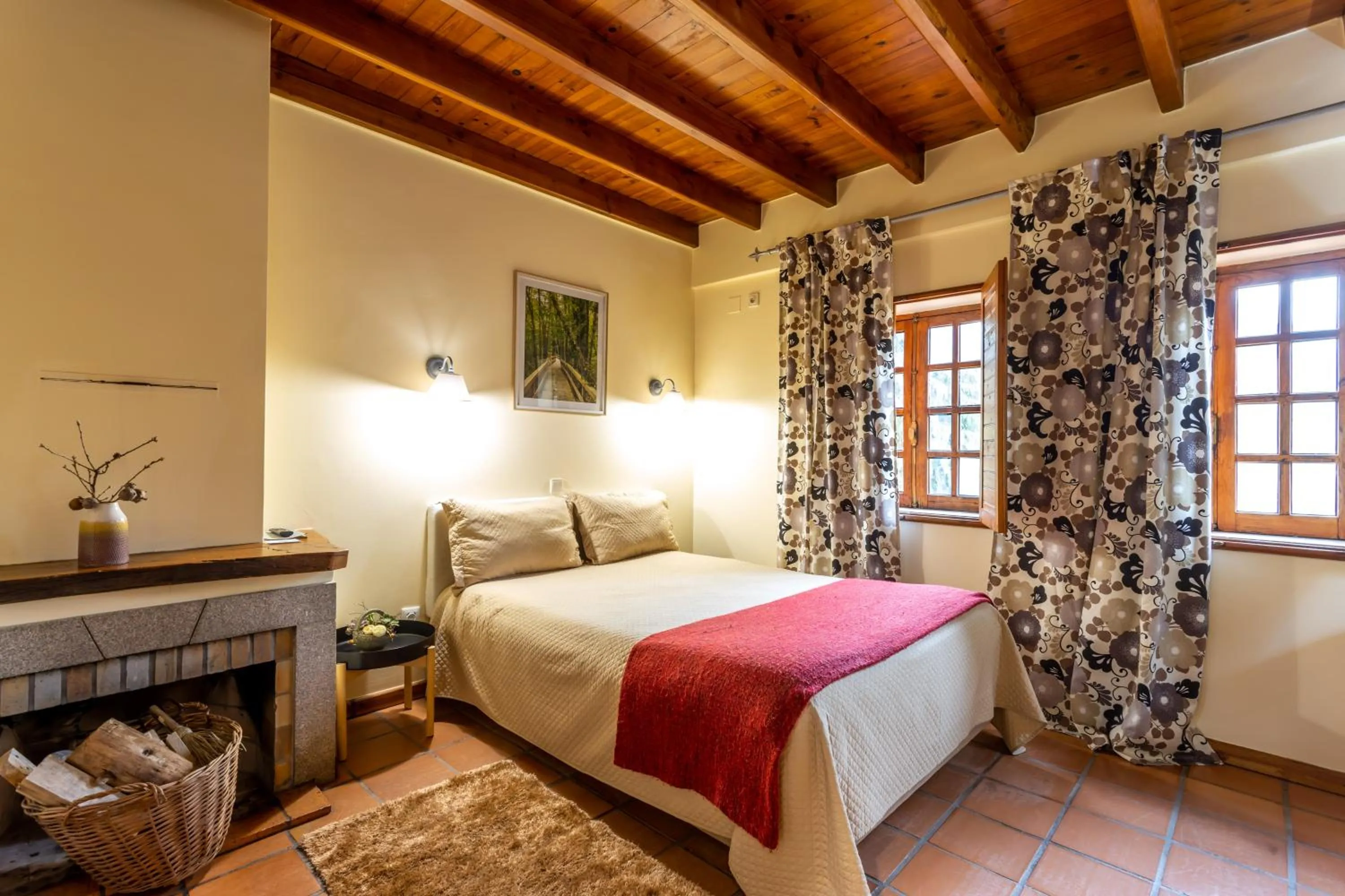 Bedroom, Bed in Quinta Do Crestelo Aparthotel