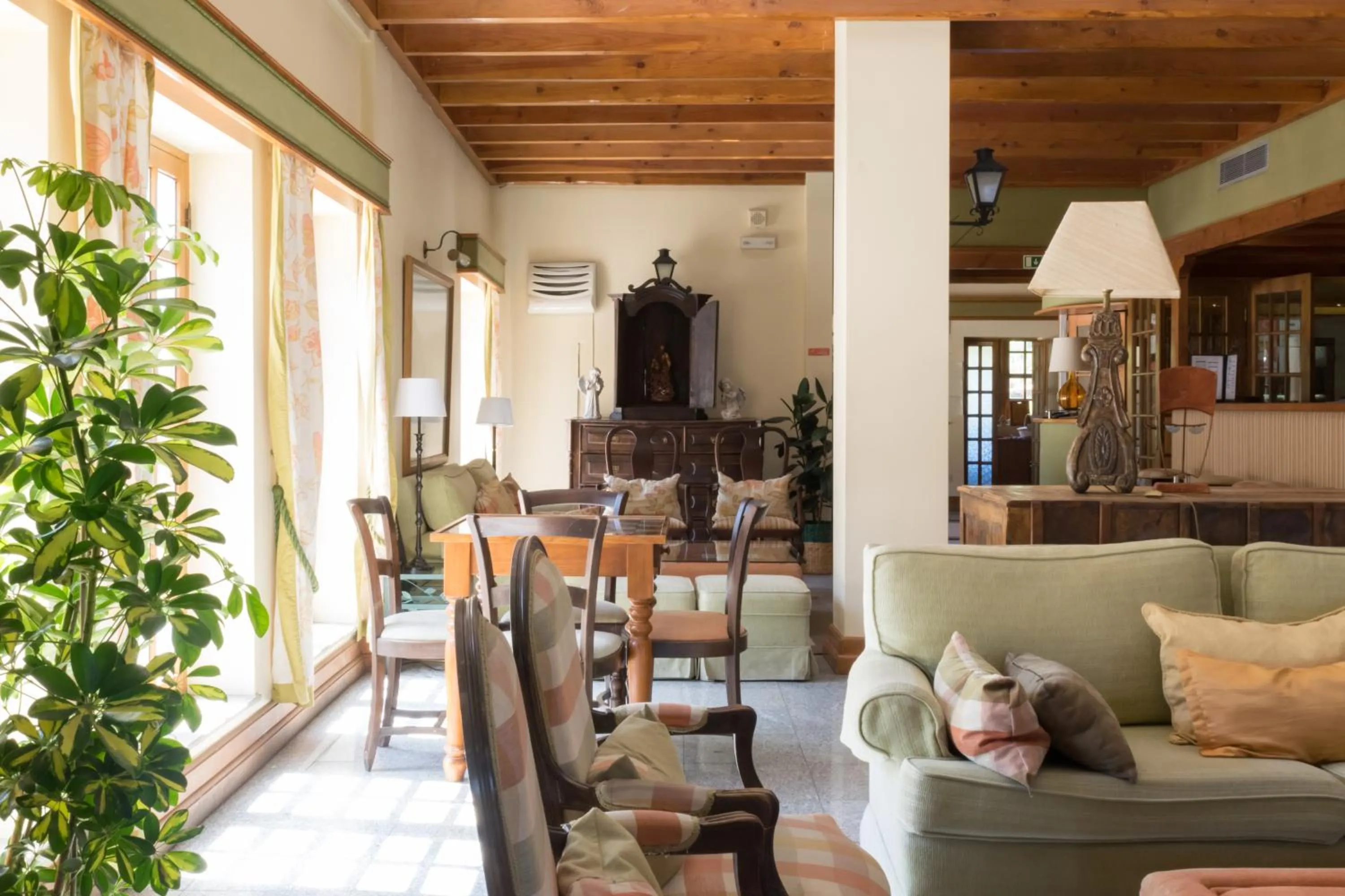 Day in Quinta Do Crestelo Aparthotel